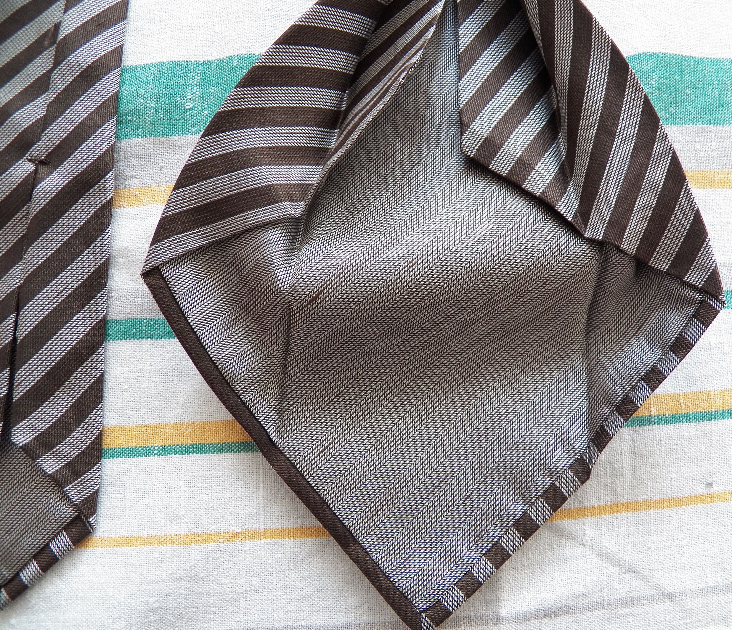 Bvlgari Silk Linen Necktie woven grey brown diagonal stripe tie Size ONE SIZE - 7 Thumbnail
