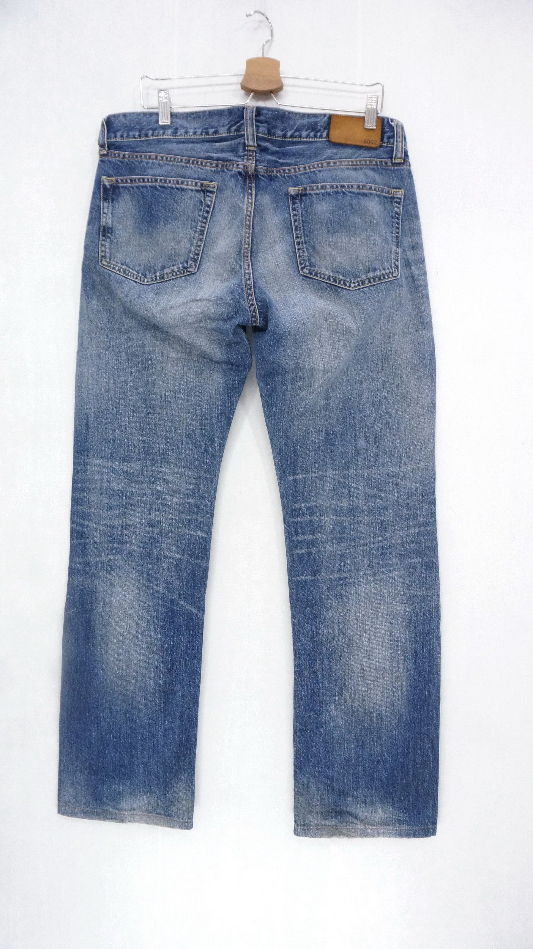 Japanese Brand Uniqlo Jeans UJ S002 Regular Straight Fit Blue Jeans W35 Size US 35 - 2 Thumbnail
