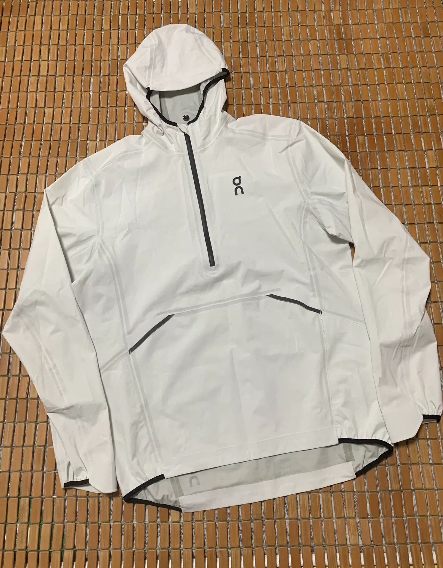 On On Waterproof Anorak Jacket Size US M / EU 48-50 / 2 - 1 Thumbnail