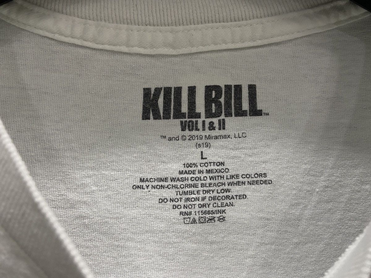 Vintage Y2K 2019 KILL BILL Volume1 Movie Quentin Band Tour Tshirt Size US L / EU 52-54 / 3 - 5 Thumbnail