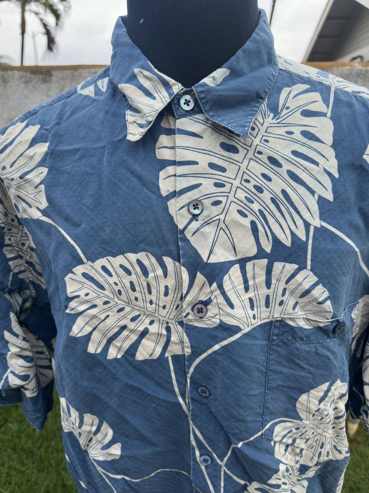 Tori Richard PreOwned Tori Richard Hawaiian Print Blue/White Men's XL Size US XL / EU 56 / 4 - 3 Thumbnail