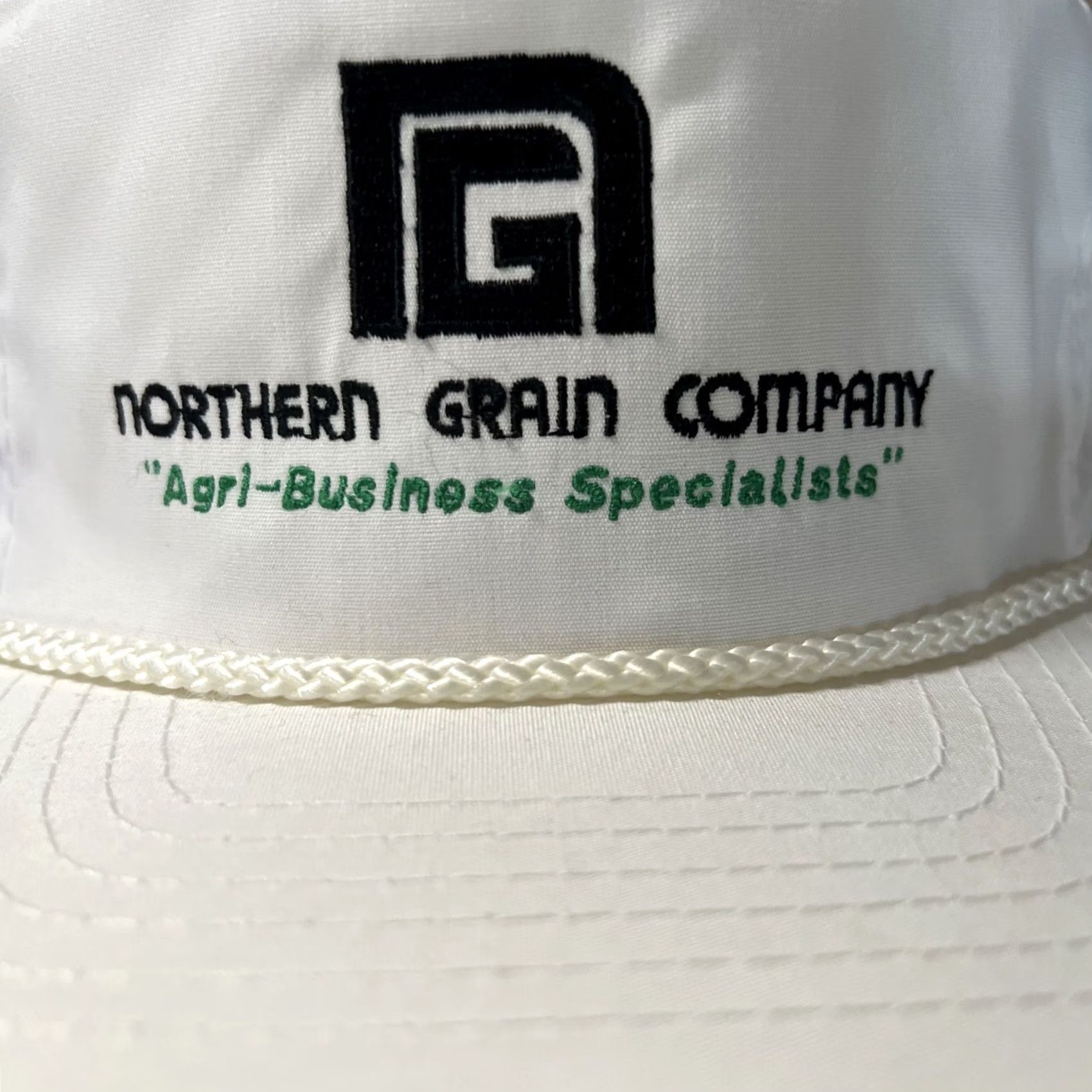 Vintage VINTAGE Northern Grain Company Otto Strapback Hat White Agri Business Specialists Rope Mens Size ONE SIZE - 2 Thumbnail