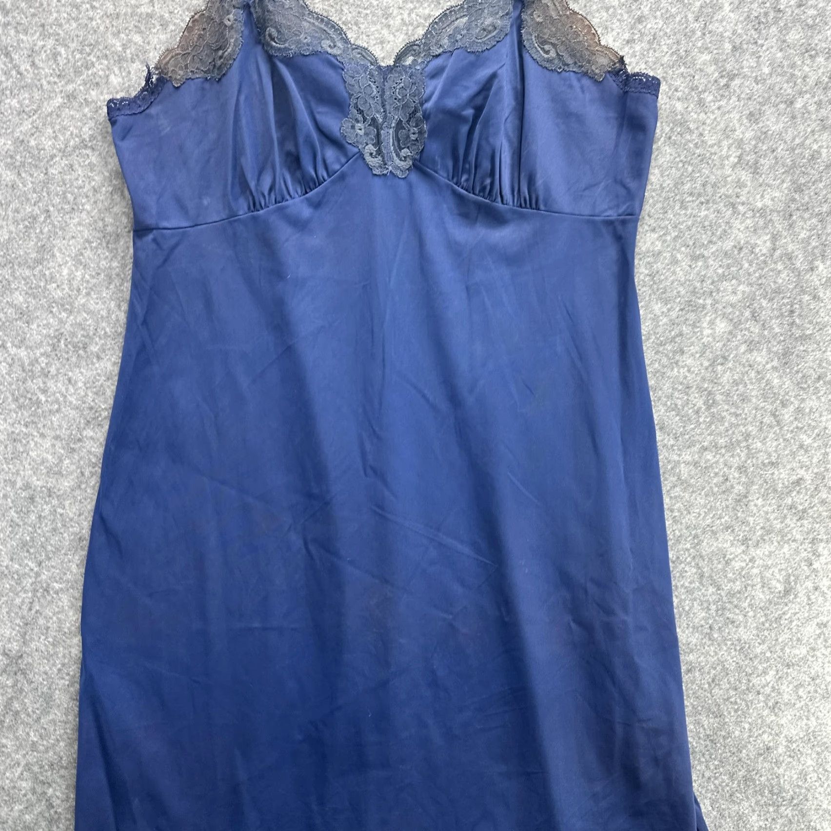 Vintage VINTAGE ShadowLine Slip Dress Womens 36 Blue Nylon Lace Nightgown Made USA Size M / US 6-8 / IT 42-44 - 5 Thumbnail