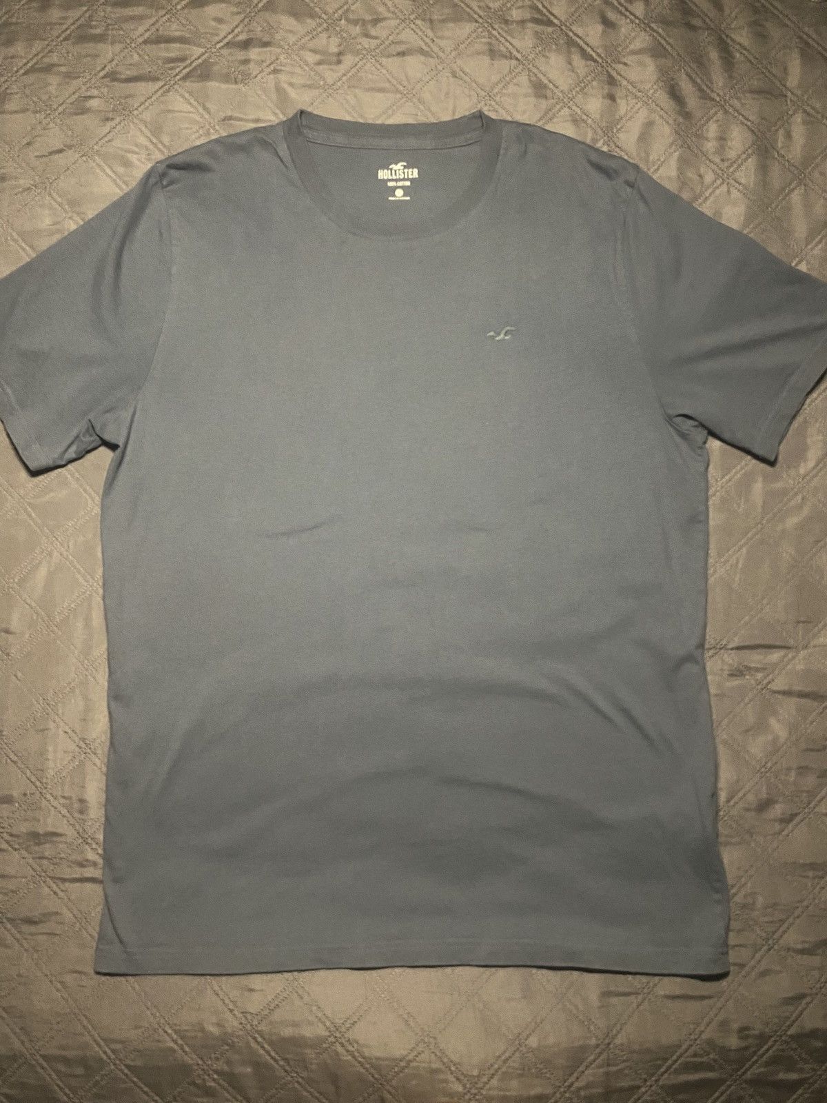 Hollister Hollister Creamy Blue T-shirt Short Sleeve Men’s Size L Size US M / EU 48-50 / 2 - 1 Thumbnail
