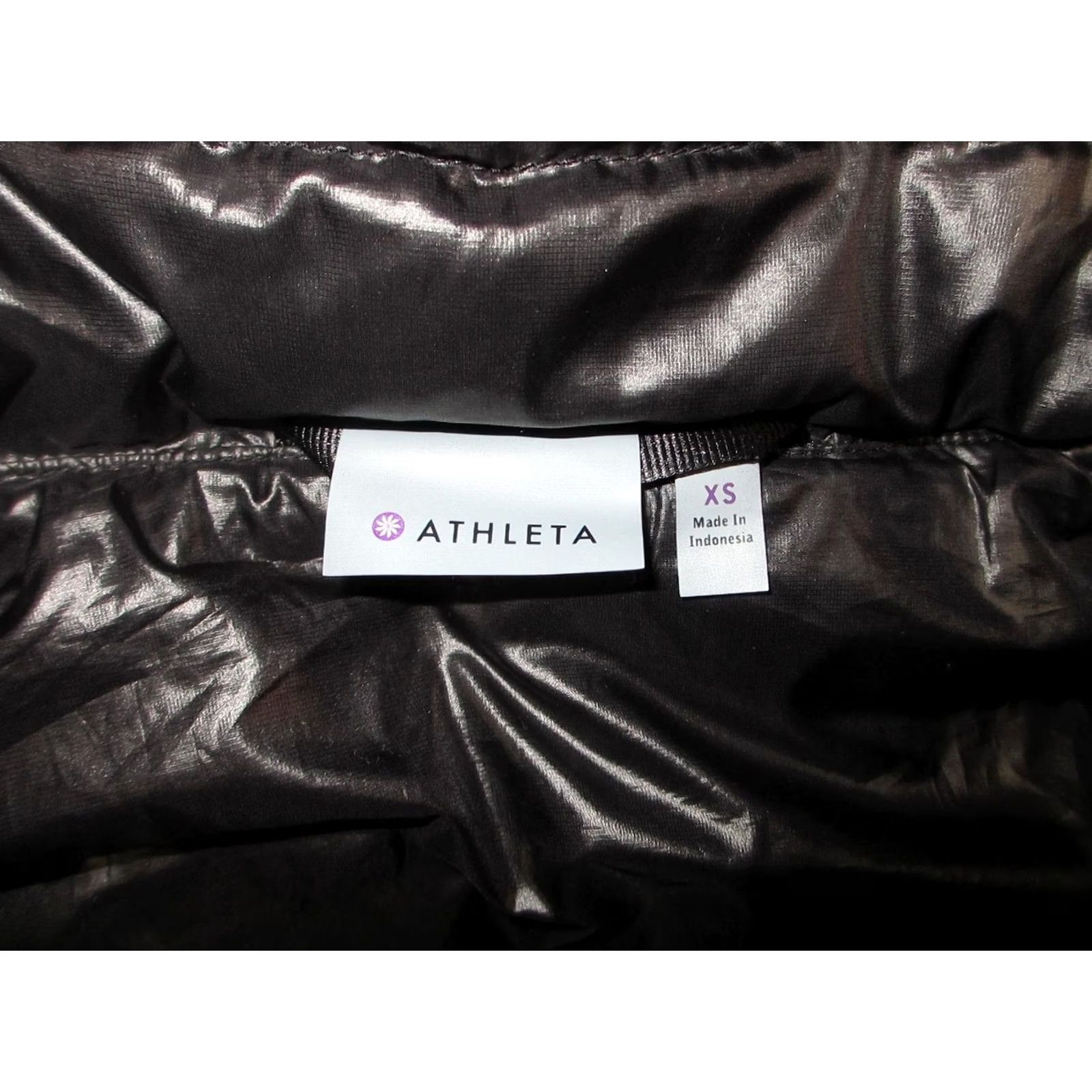 Athleta Athleta Vest Womens XS Black Down Puffer Quilted Lightweight Outdoor Size XS / US 0-2 / IT 36-38 - 3 Thumbnail