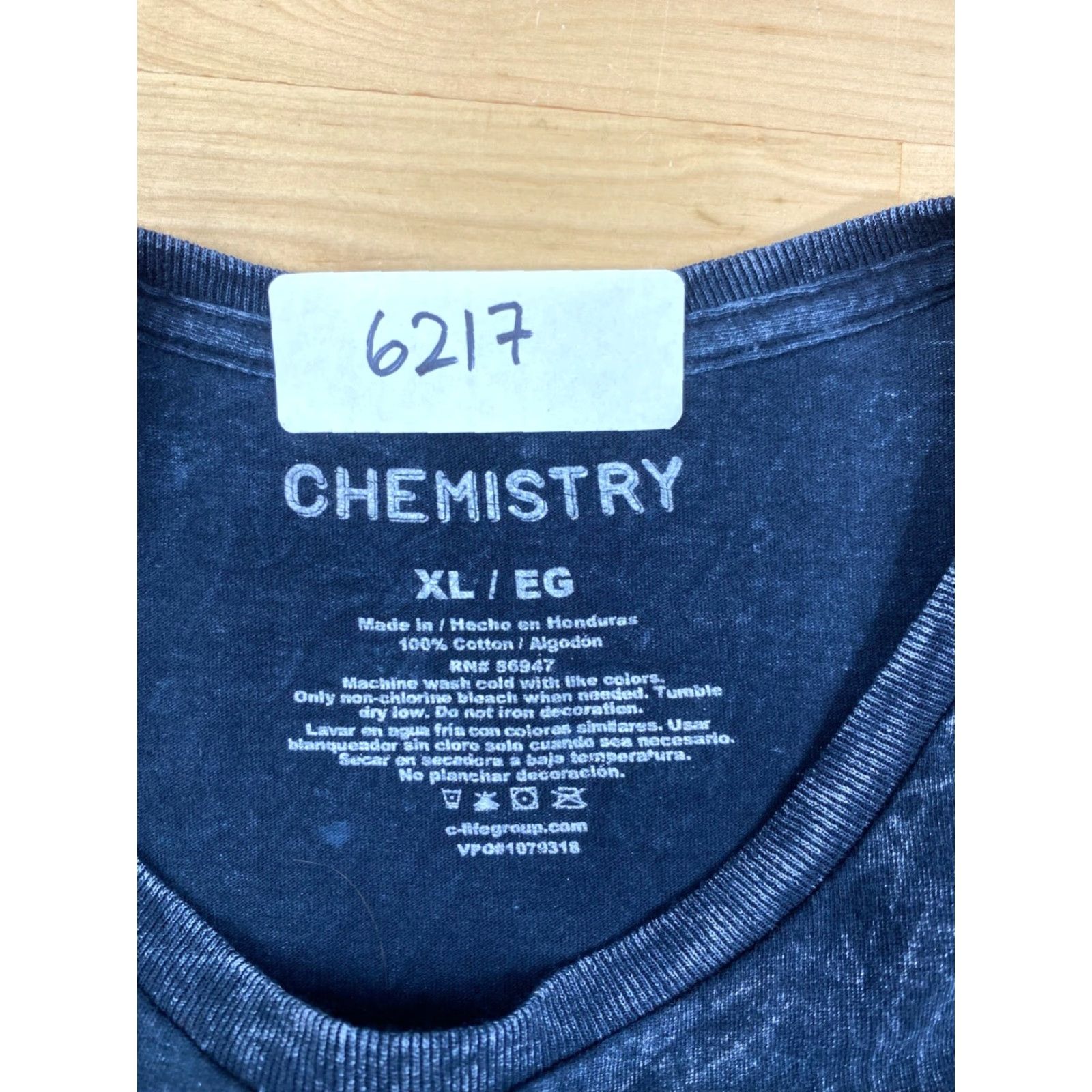 Vintage Chemistry Skull Graphic T Shirt XL Tie Dye Black Men Crew Neck Short Sleeve Size US XL / EU 56 / 4 - 4 Thumbnail