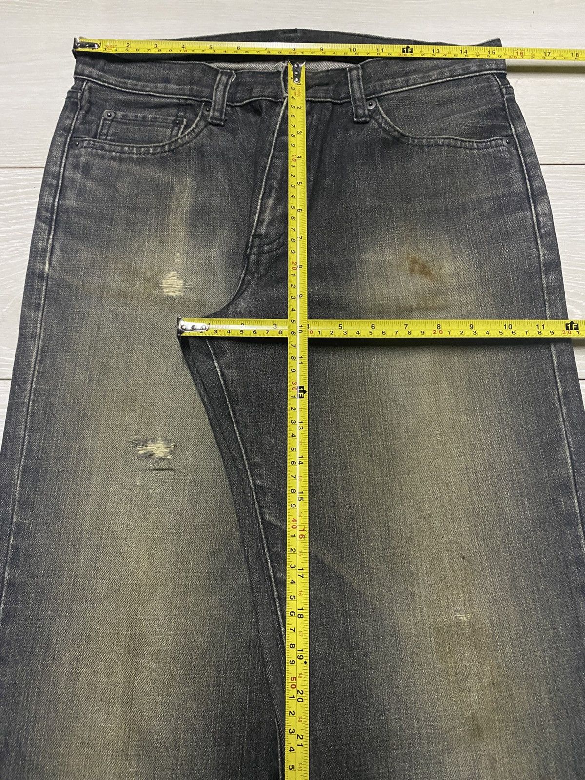 Uniqlo Vintage Japanese Brand Uniqlo Black Denim Distressed Jeans Size US 30 / EU 46 - 14 Thumbnail