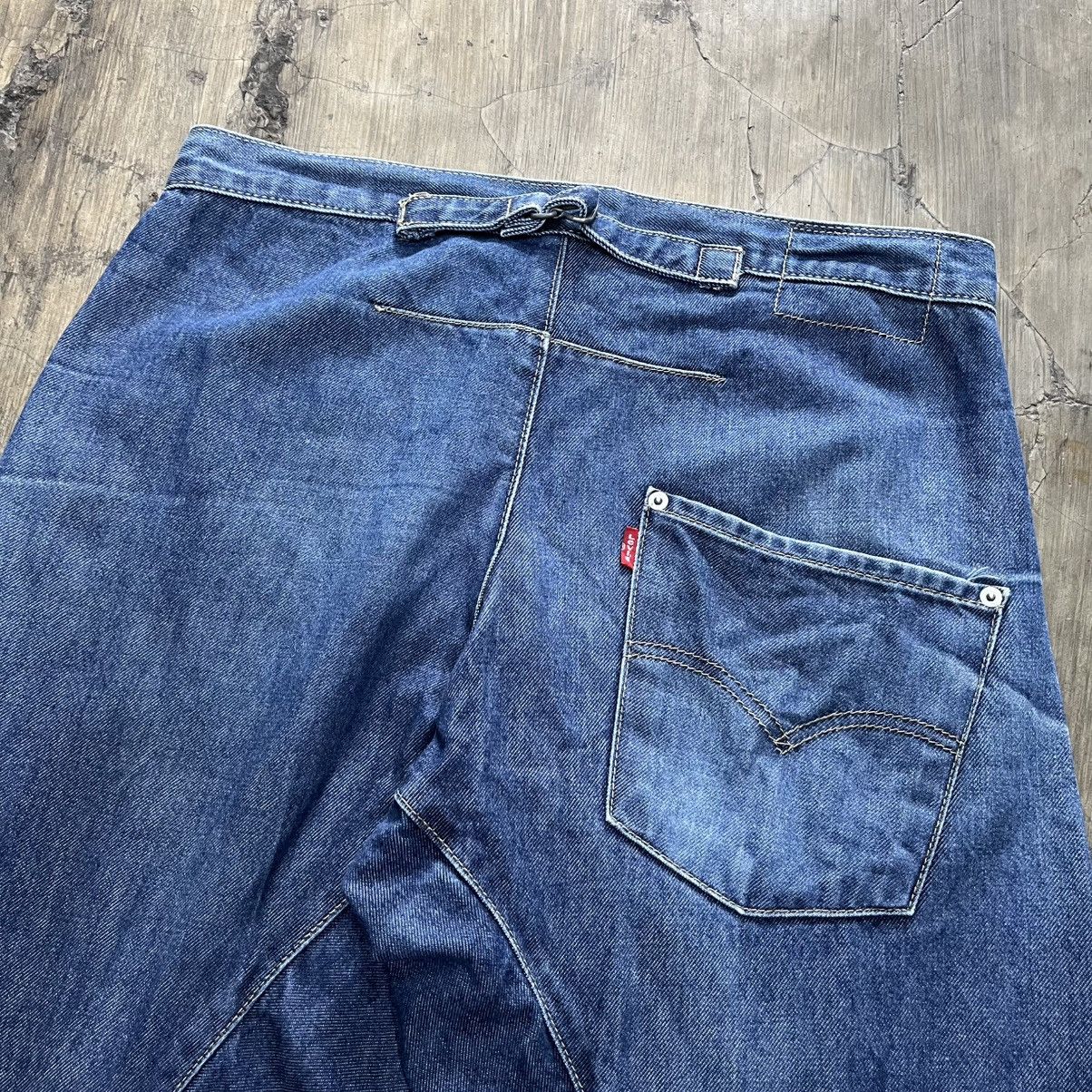 Vintage 90s Levi’s Engineered Buckle Back Jeans