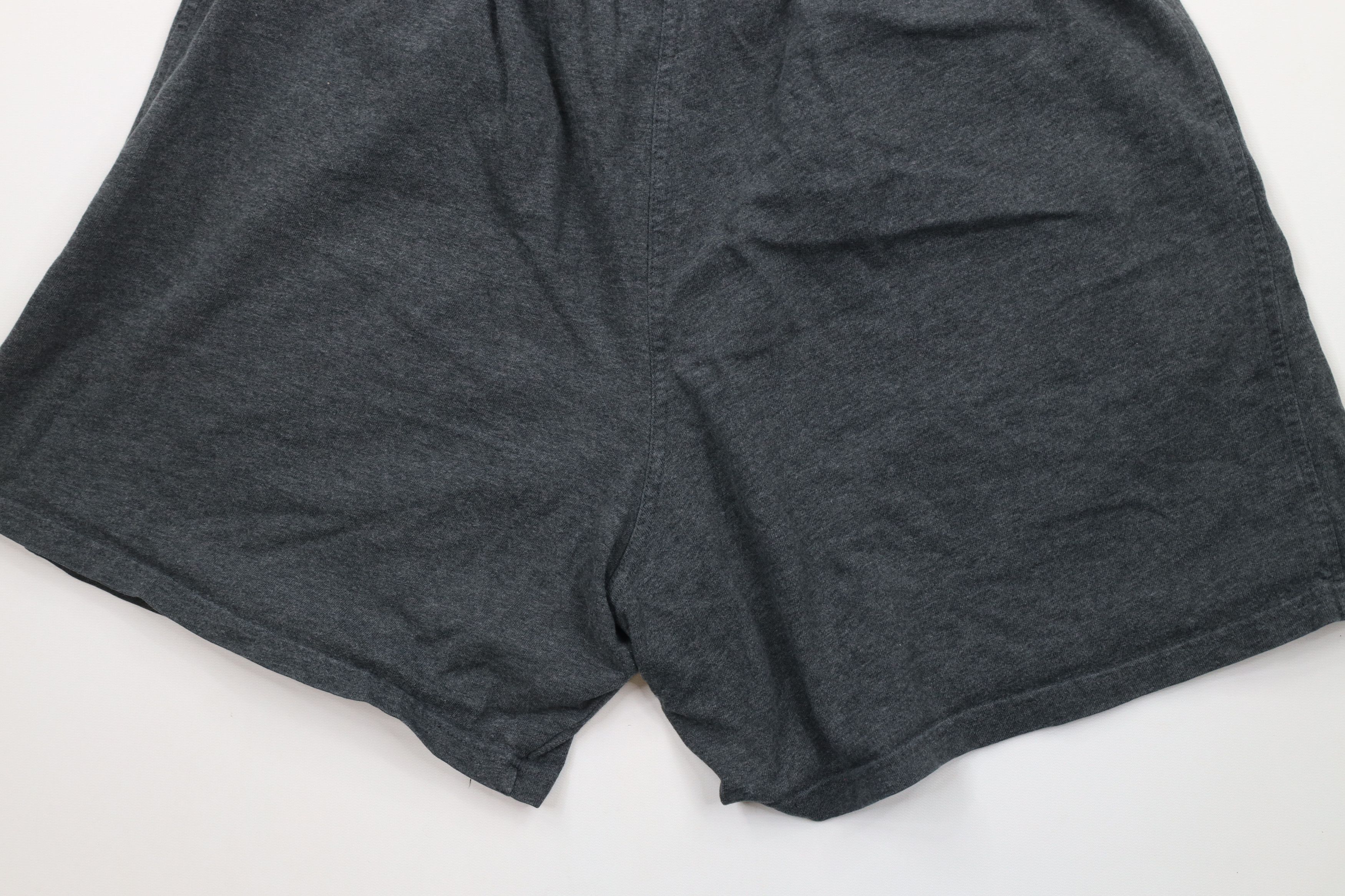 Reebok × Vintage Vintage 90s Reebok Logo Above Knee Shorts Heather Gray Size US 36 / EU 52 - 11 Thumbnail