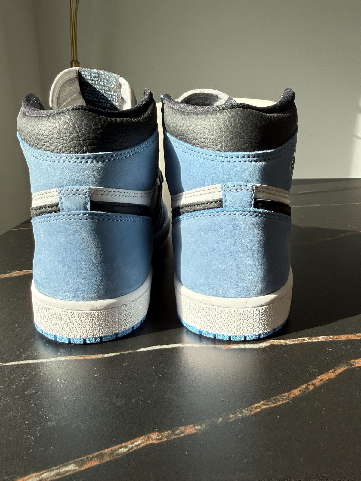 Nike Jordan 1 Retro High OG Universaty Blue Size US 9 / EU 42 - 3 Thumbnail