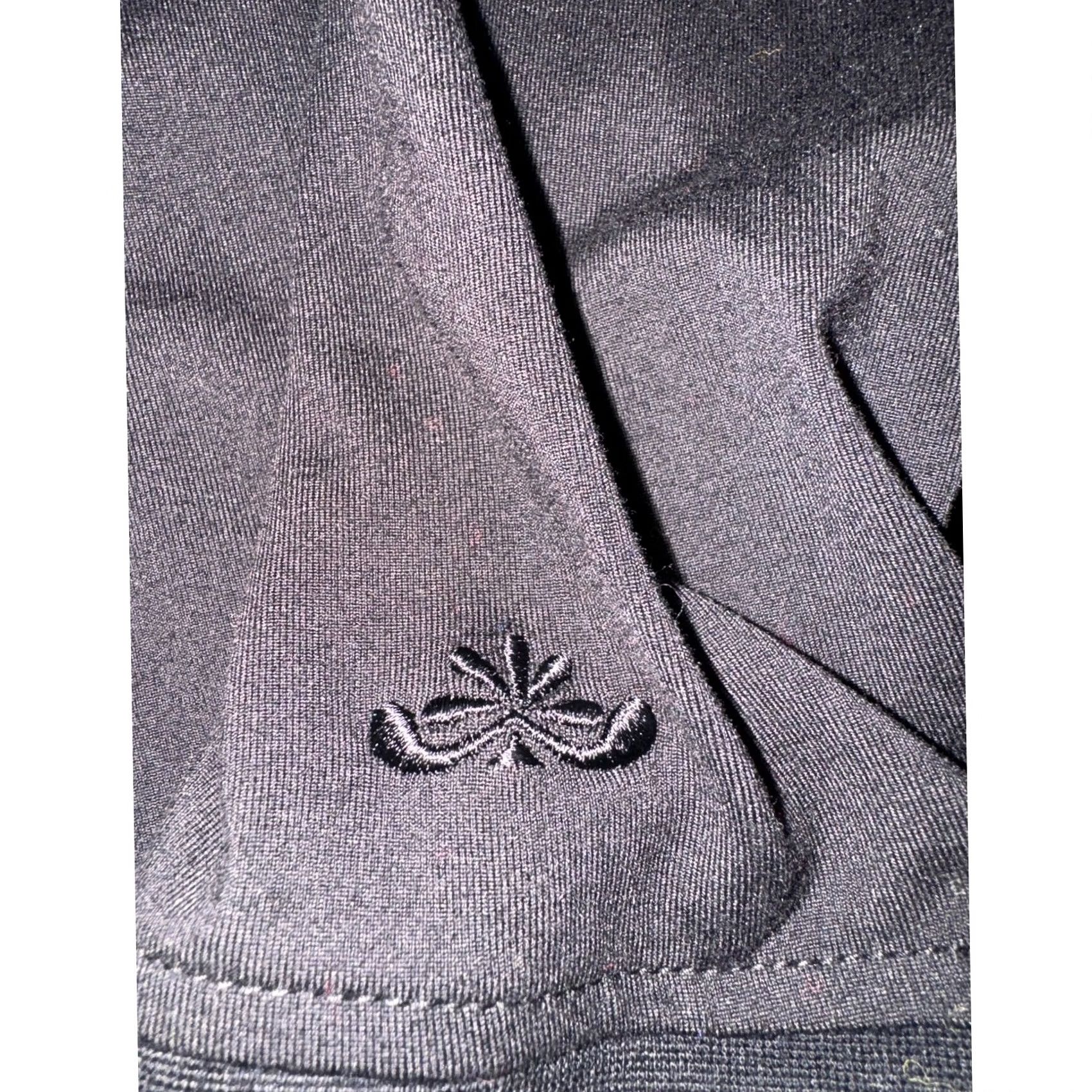 Old Navy Y2K Old Navy Full Zip Embellished Back Jacket Black/Silver Stretch Sz XL Women's Size XL / US 12-14 / IT 48-50 - 3 Thumbnail