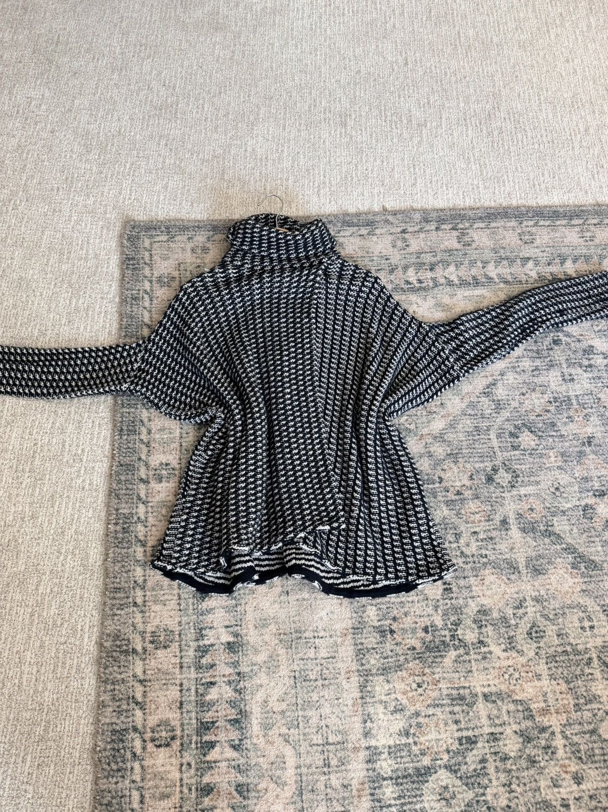 Diane von Furstenberg Diane Von Furstenberg Ahiga tweed turtleneck sweater M/L Size L / US 10 / IT 46 - 10 Thumbnail