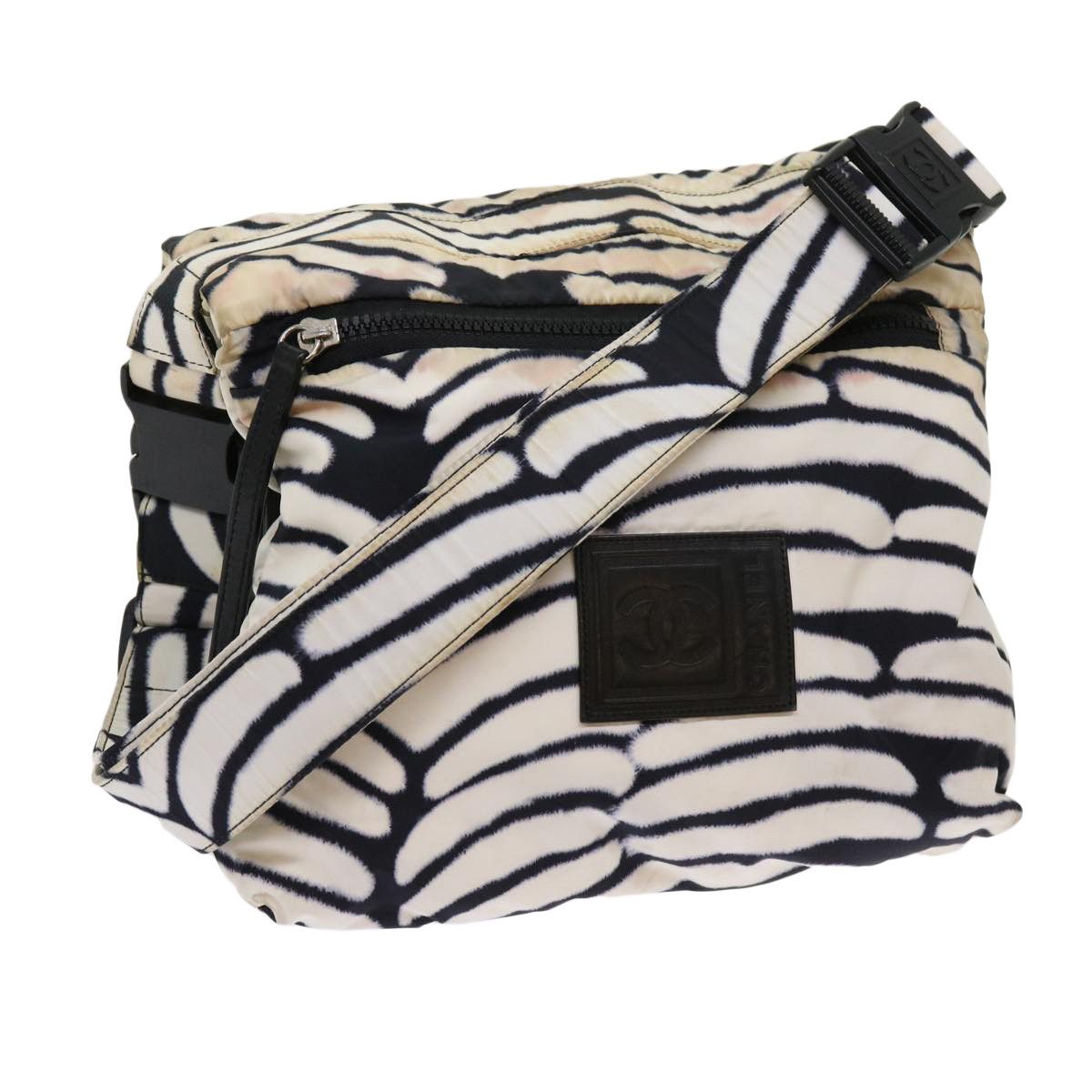 image of Chanel Shoulder Bag Nylon White Black Cc Auth 63629 in White/Black, Women's