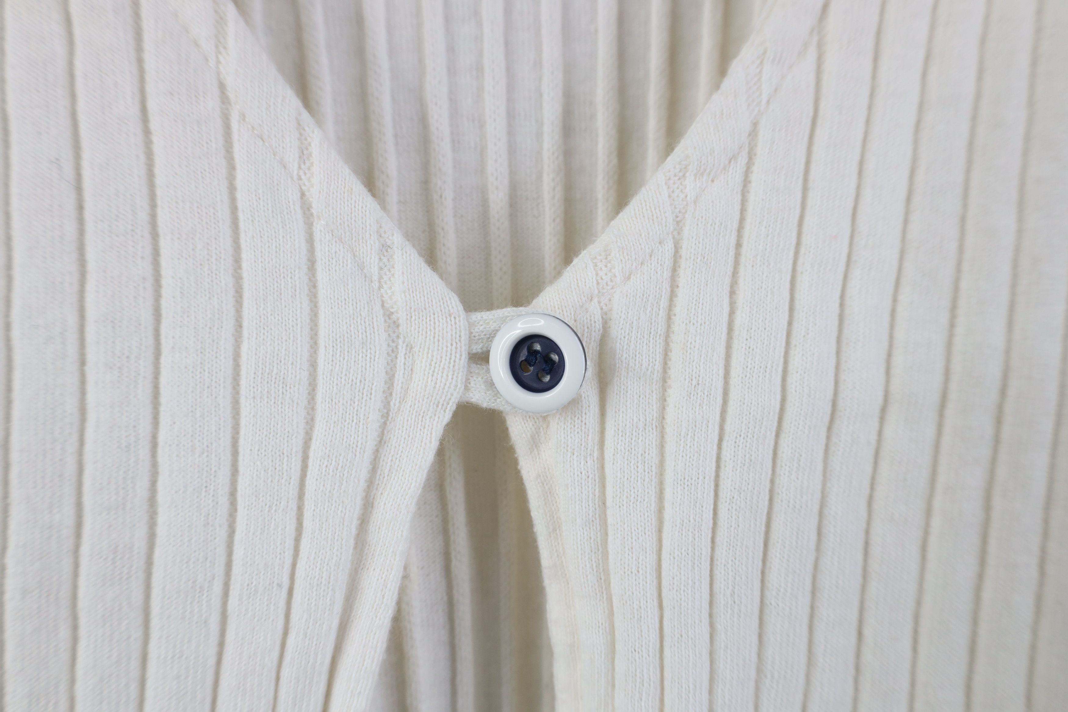 Vintage Vintage 90s Y2K Babydoll Ribbed Knit Cropped Shirt White Size XL / US 12-14 / IT 48-50 - 4 Thumbnail