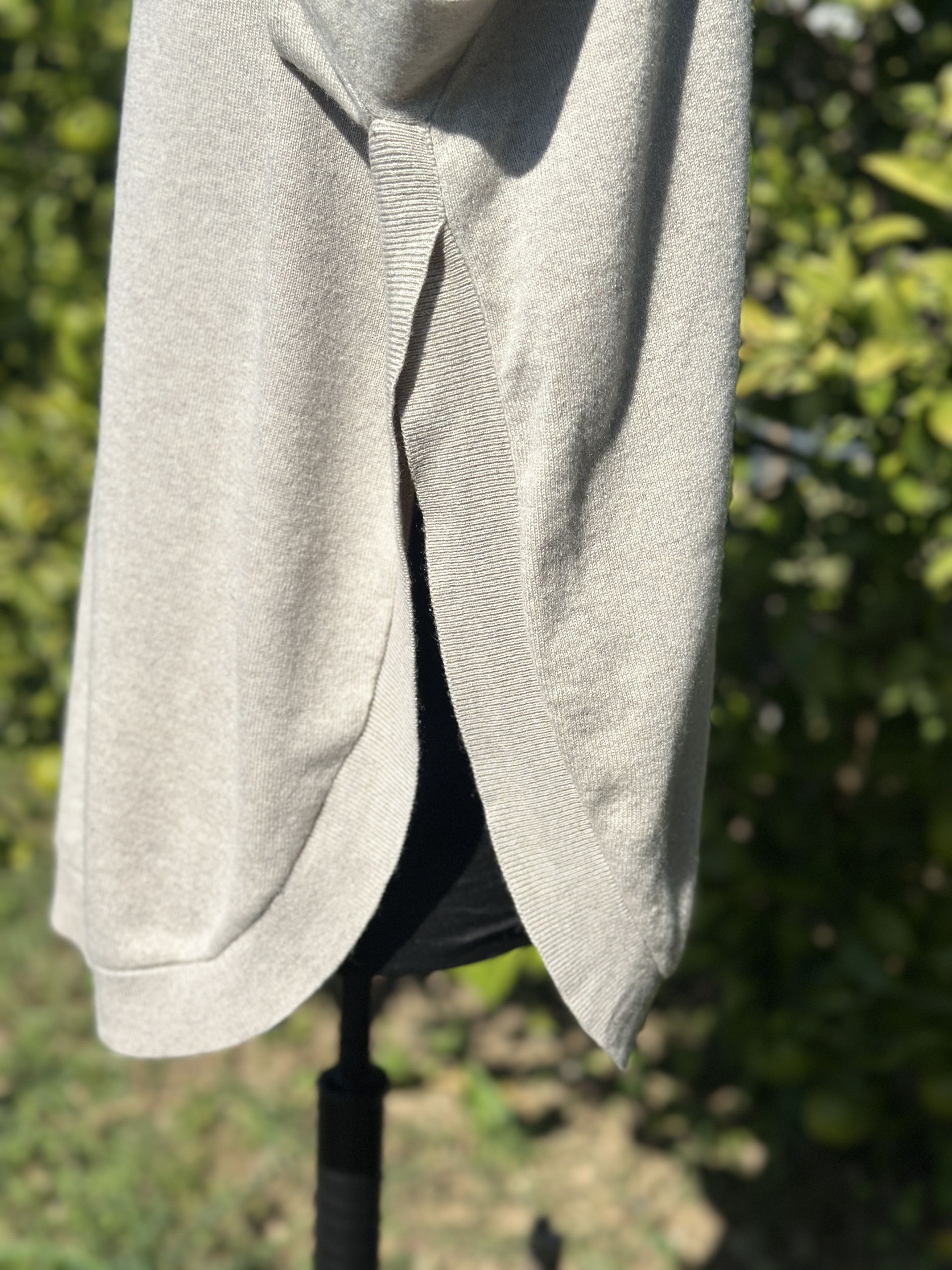 Brunello Cucinelli Brunello Cucinelli Sweater Open Side-Split Hem Size M L Size L / US 10 / IT 46 - 7 Thumbnail