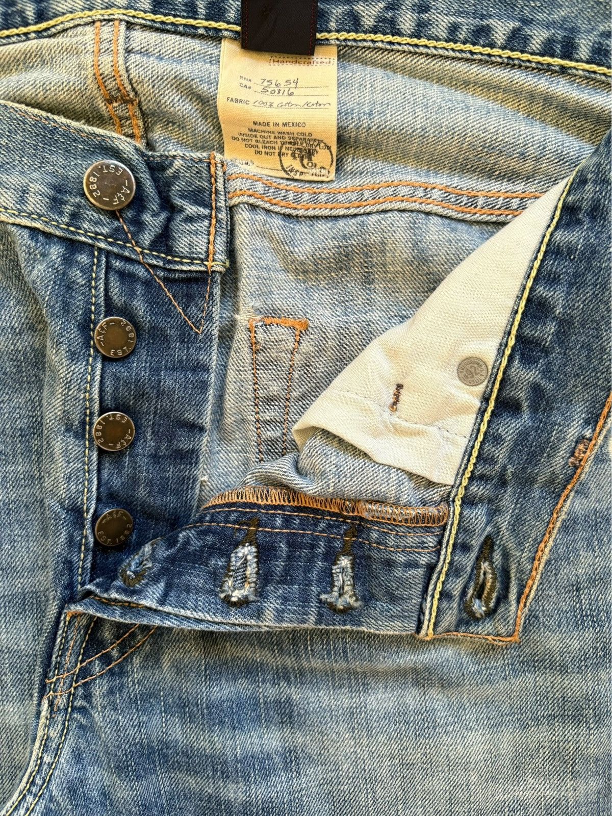 Abercrombie & Fitch Vintage Abercrombie & Fitch Mud Wash Ripped Flare Jeans Size US 34 / EU 50 - 8 Thumbnail