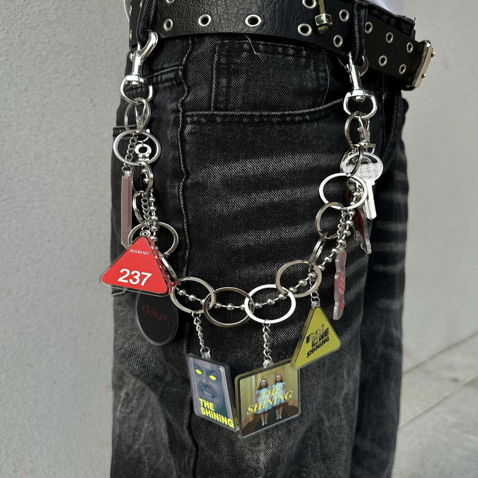 Jewelry Vintage Horror Film Keychain Wallet Chain Size ONE SIZE - 1 Thumbnail