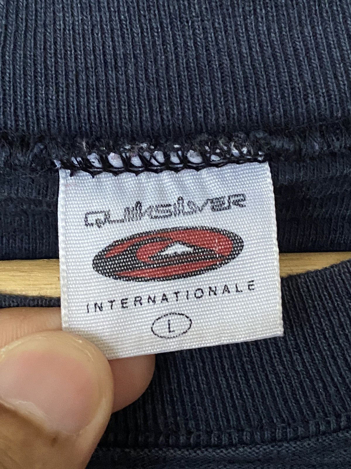 Vintage Vintage 90s Quiksilver Stripes Surfing Tees Size US L / EU 52-54 / 3 - 4 Thumbnail