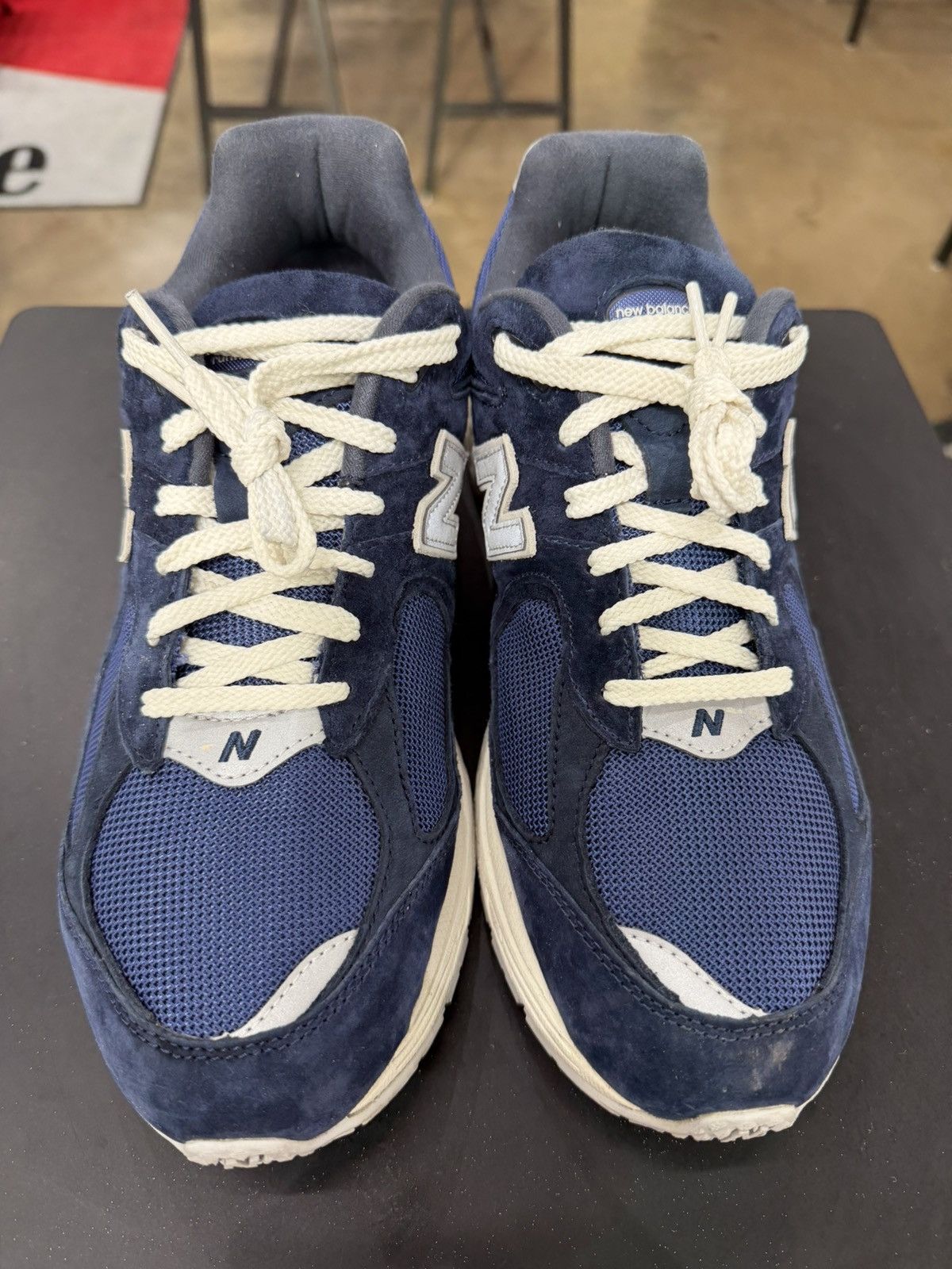 New Balance New Balance 2002R Navy Grey Size 10.5 (2022) Size US 10.5 / EU 43-44 - 2 Thumbnail