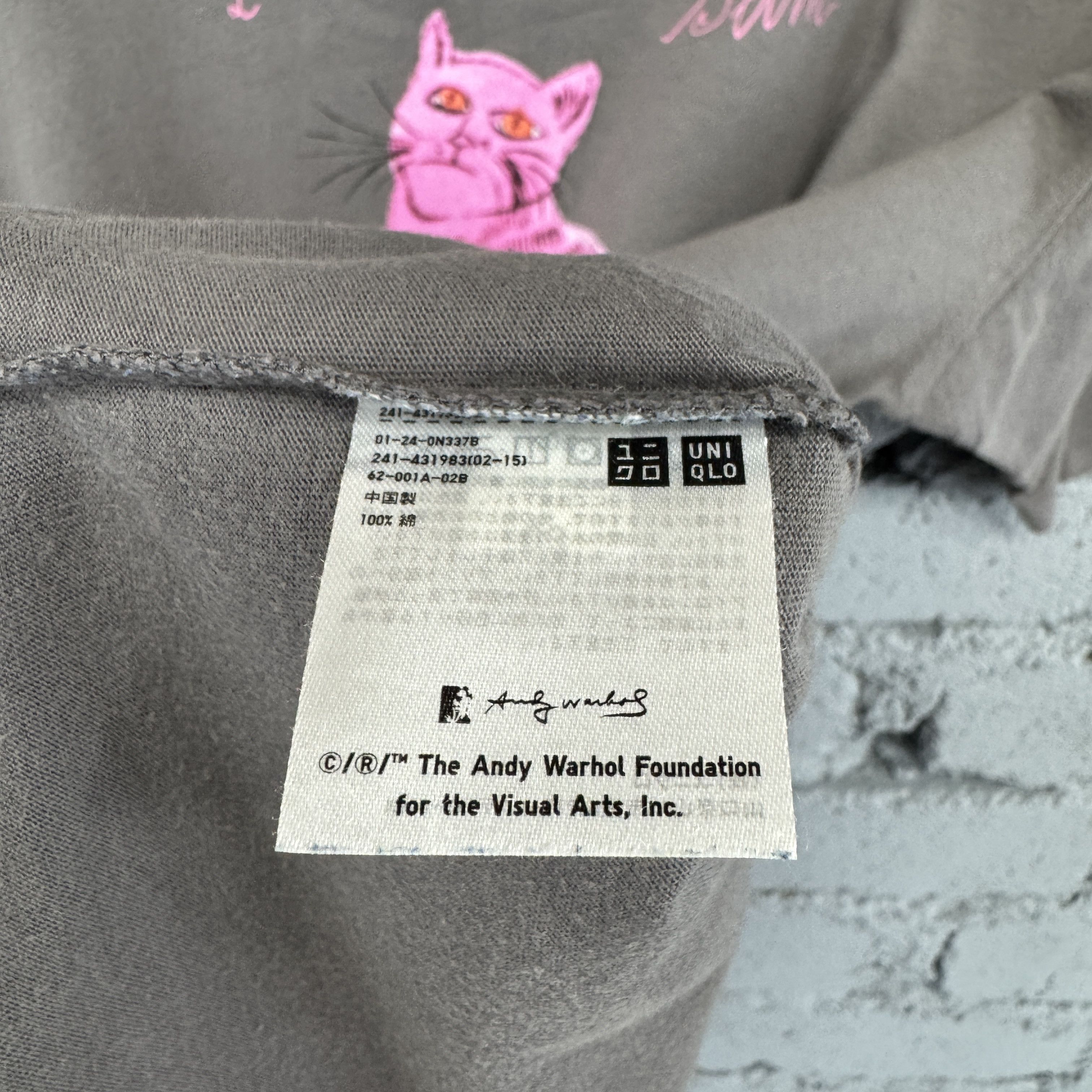 Andy Warhol × Uniqlo Vintage Andy Warhol x Uniqlo 25 Cats Sunfaded Defect Tshirt Size US L / EU 52-54 / 3 - 7 Thumbnail
