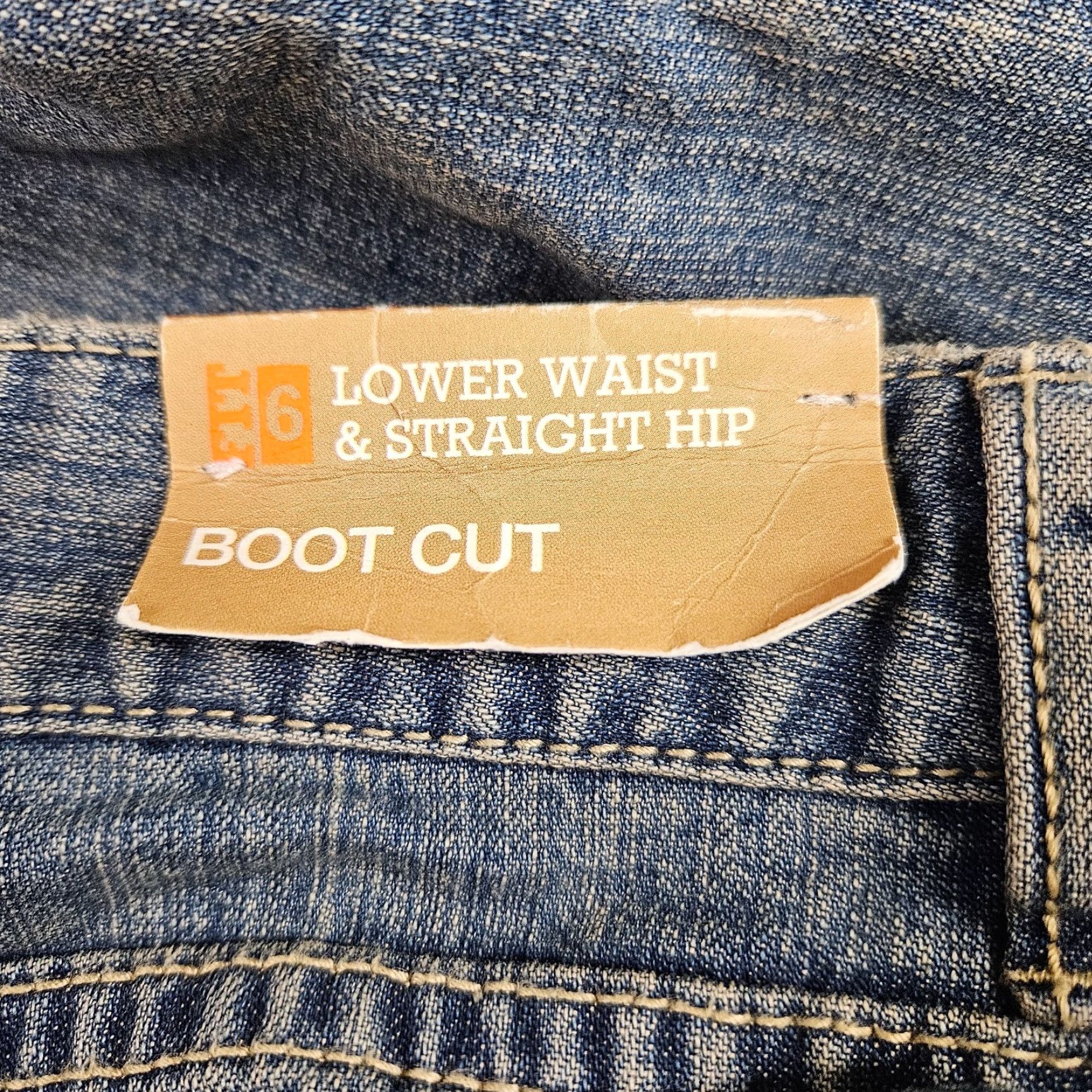 Mossimo Mossimo Womens Bootcut Jeans Sz 17R Blue Medium Wash Mid Rise Jeans Size 38" / US 16 / IT 52 - 6 Thumbnail