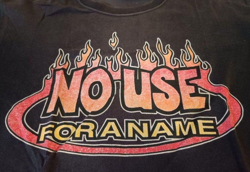 Band Tees No use for a name Size US S / EU 44-46 / 1 - 2 Thumbnail