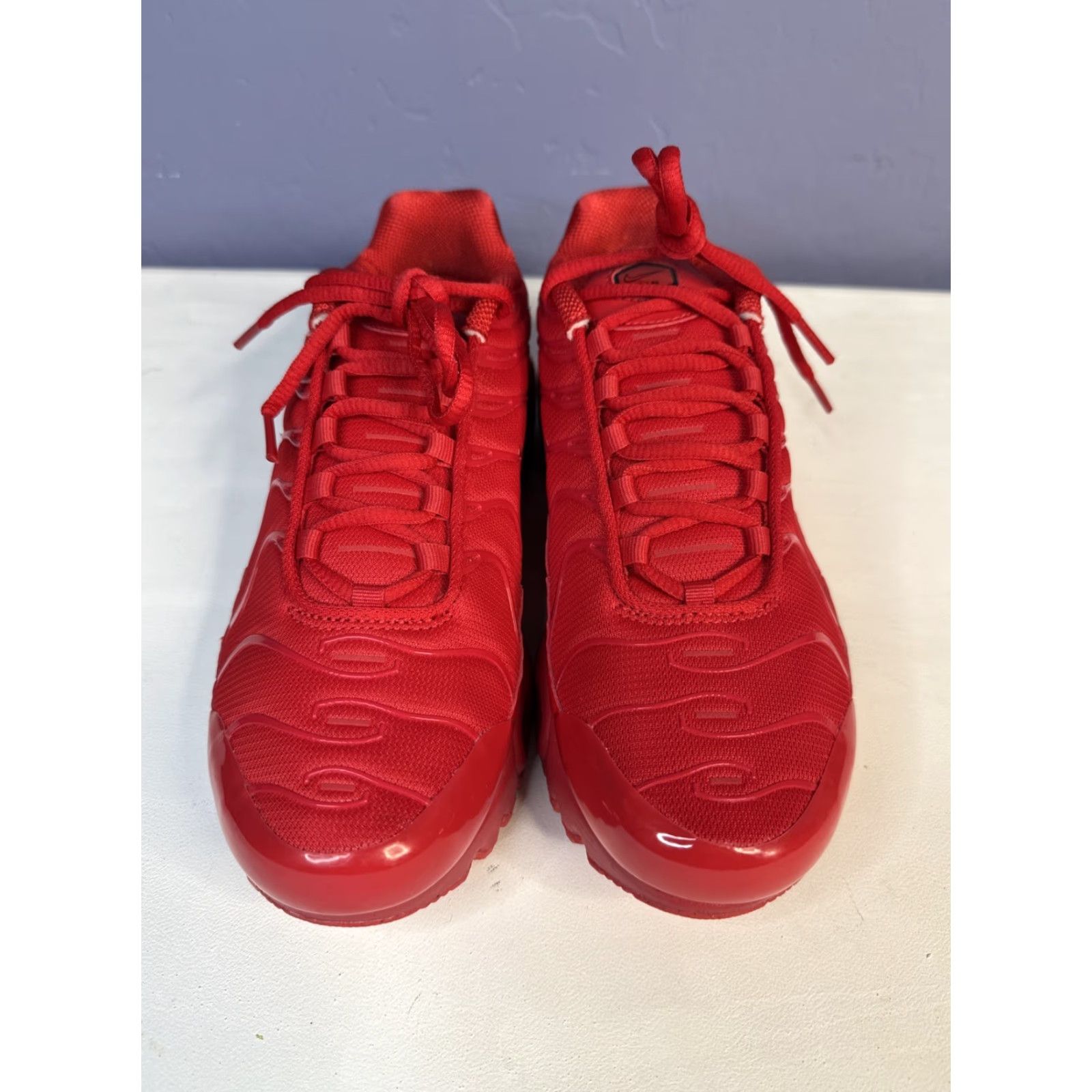 Nike Nike Air Max Plus TN Tuned GS Triple Red University October 6Y Women’s 7.5 Nike Shoes Sneaker Womens Athletic Lace Up Textured Red 80s 90s Size ONE SIZE - 5 Thumbnail