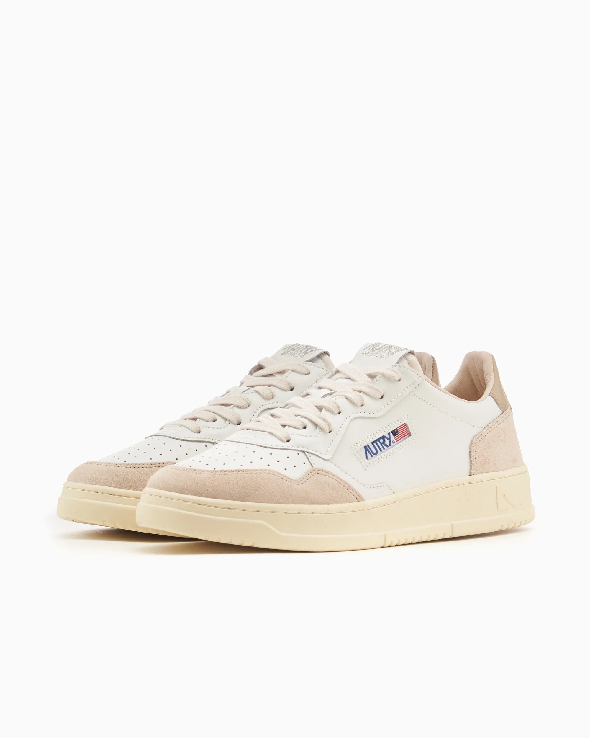 AUTRY o1s22i1n0925 Leather Medalist Low Top Sneakers Size US 9 / EU 42 - 1 Thumbnail
