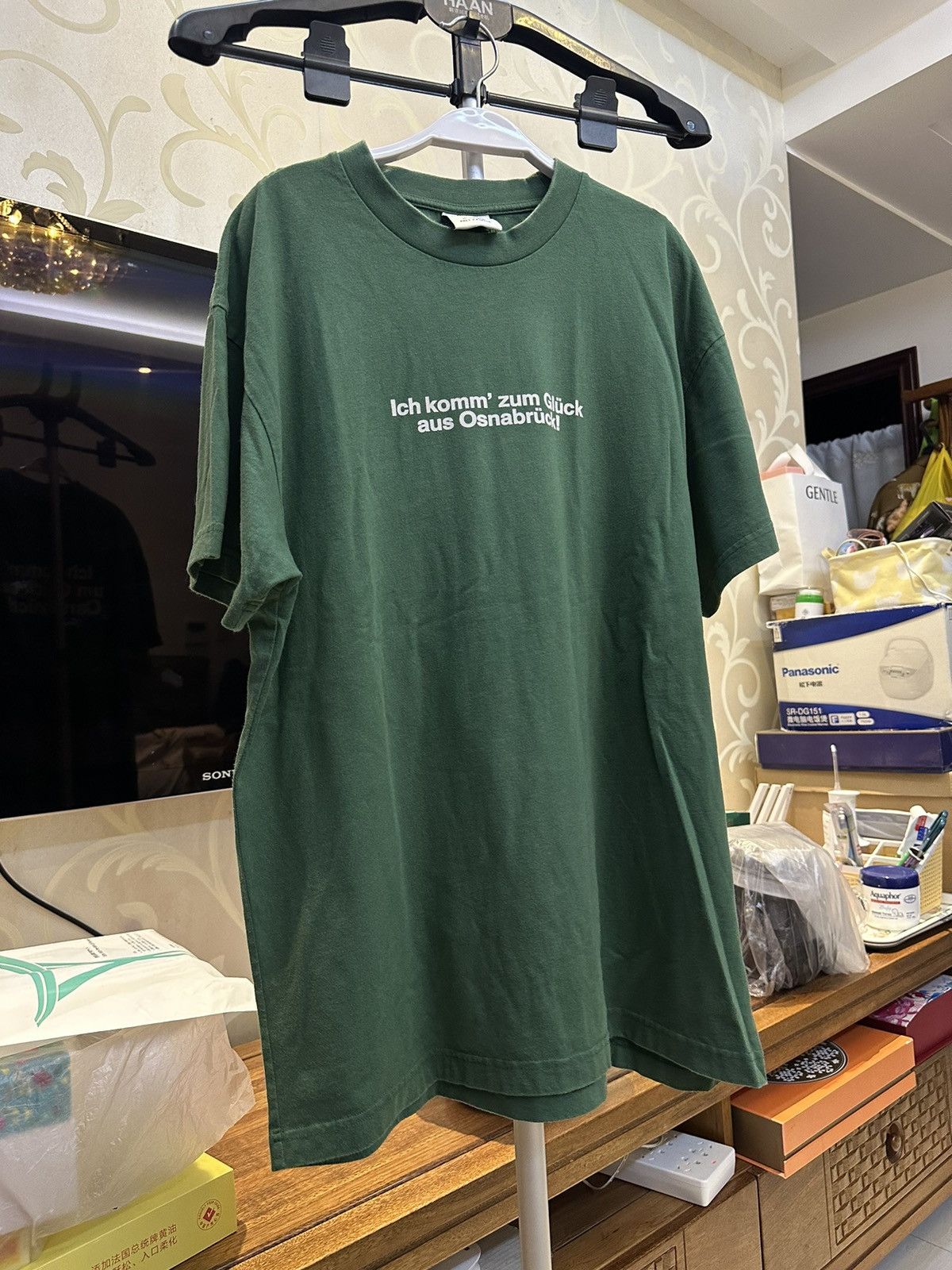 Vetements vetements germany shirt Size US M / EU 48-50 / 2 - 1 Thumbnail