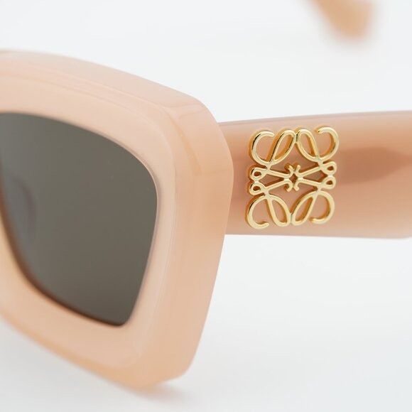 Polo Ralph Lauren Loewe LW40145F 72E Sunglasses Shiny Pink Cat Eye Frame Size ONE SIZE - 8 Thumbnail