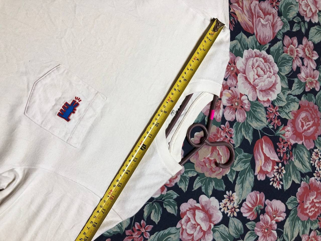 Uniqlo Uniqlo x Keith Haring Short Sleeve T-shirt BIG PRINT Size US S / EU 44-46 / 1 - 7 Thumbnail