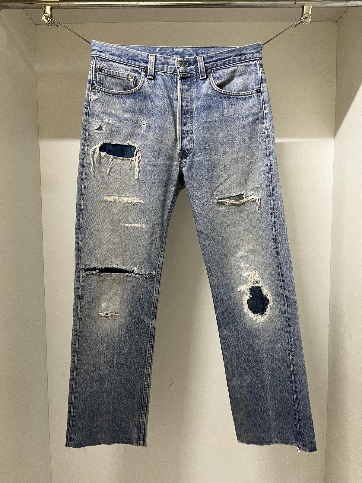 Levi's Vintage 80s Levis 501 Distressed Repaired Boro Size US 32 / EU 48 - 1 Thumbnail