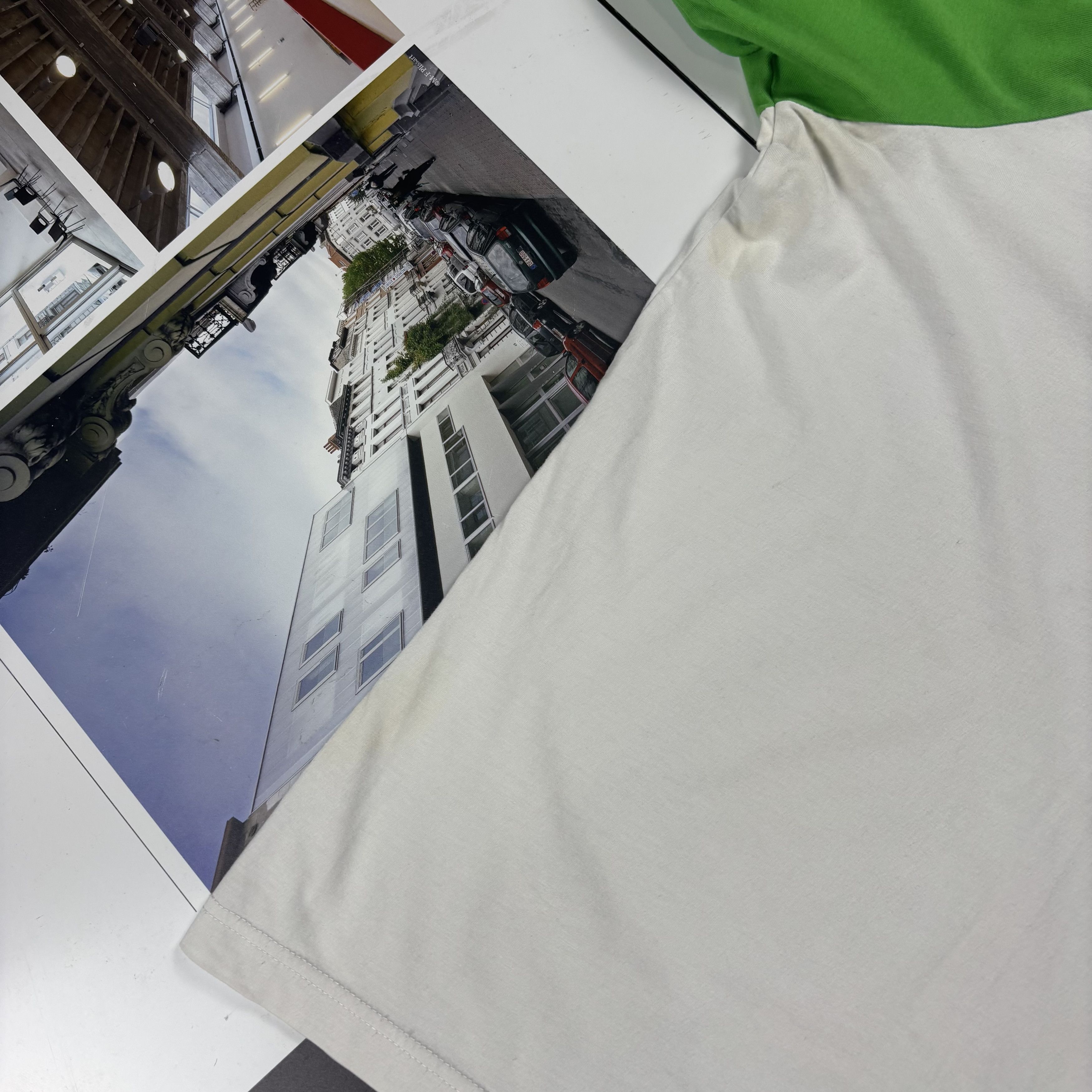 DC DC Shirt Size US L / EU 52-54 / 3 - 5 Thumbnail