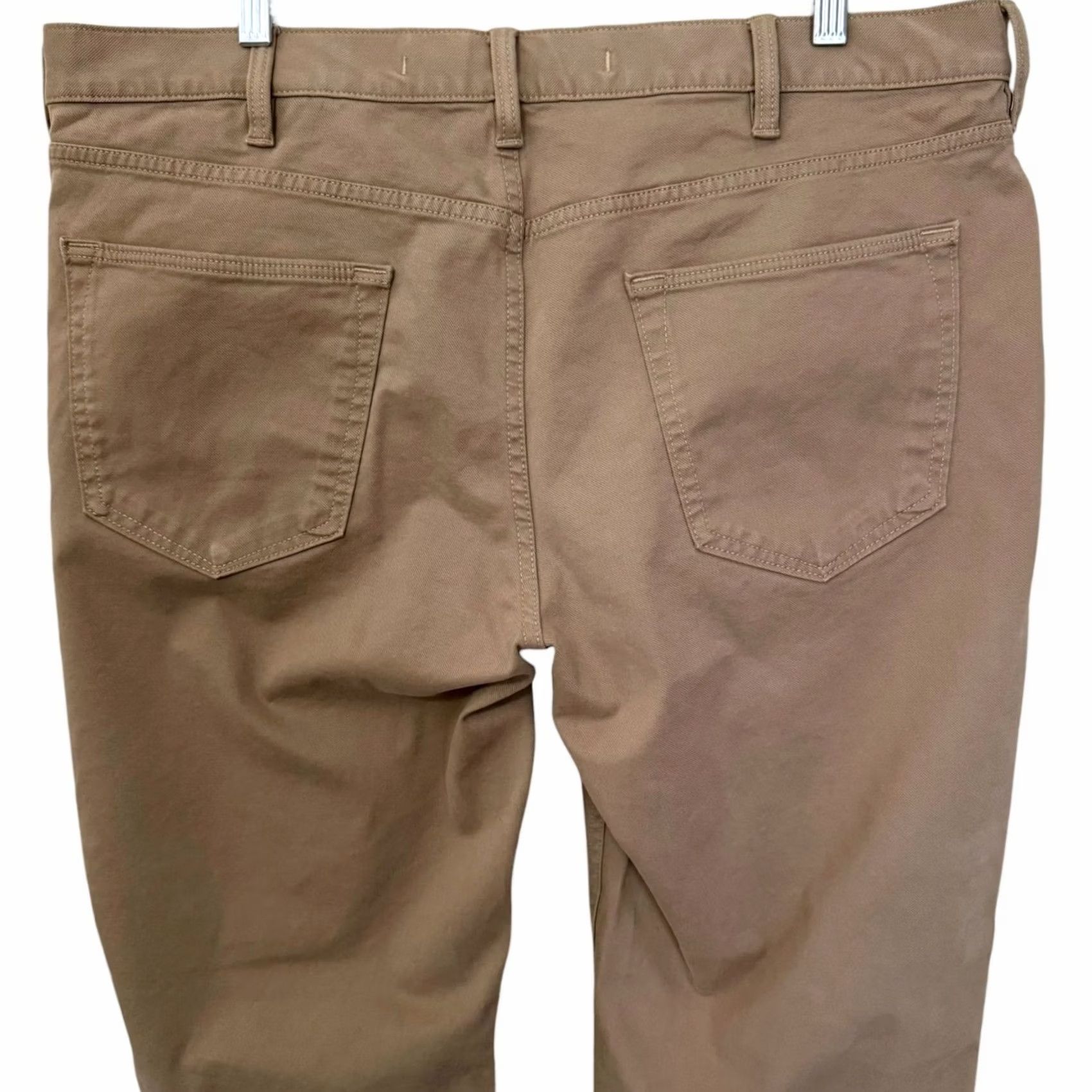 Banana Republic Banana Republic Slim Travelers Pant Khaki Men 38X32 Chino Flat Front 5-Pocket Stretch Casual Business Travel Summer Spring Fall Winter Size US 38 / EU 54 - 6 Thumbnail