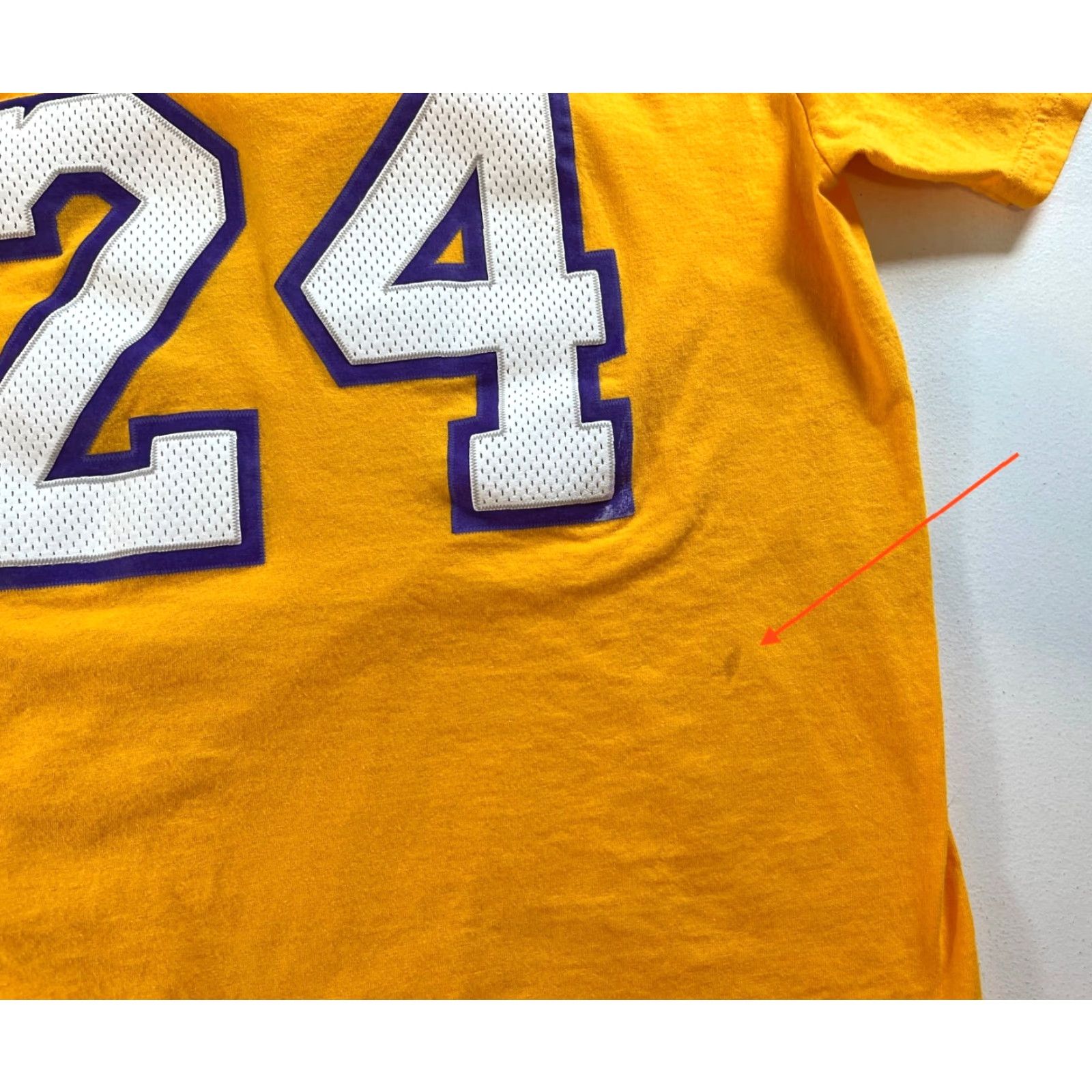 Adidas VINTAGE Adidas LA Lakers Kobe Bryant #24 T-Shirt Mens M Yellow 100% Cotton Short Sleeve Crew Neck Sports Basketball Double-Sided Size US M / EU 48-50 / 2 - 7 Thumbnail