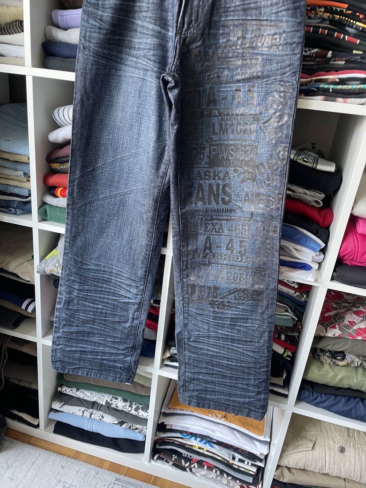 Japanese Brand × Vintage Vintage Baggy Wide Flared Jeans Big Logo Washed Faded Hype Size US 30 / EU 46 - 2 Thumbnail