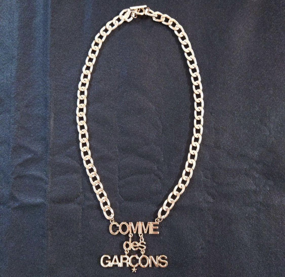 Pre-owned Comme Des Garçons Necklace In Gold