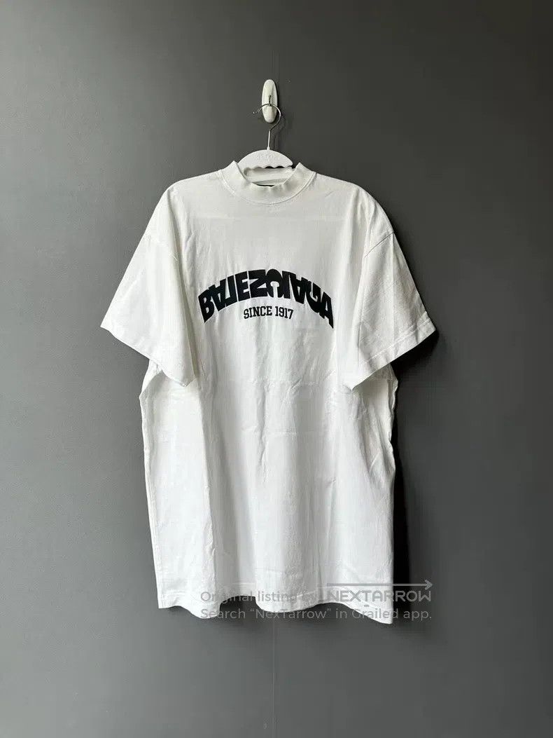 Balenciaga Balenciaga Embroidered Short Sleeve Size US S / EU 44-46 / 1 - 1 Thumbnail