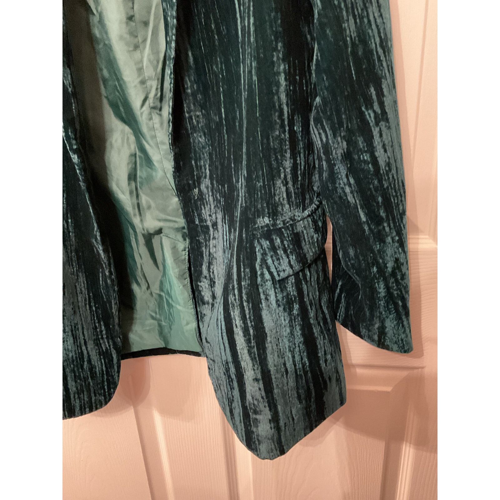 BuddyLove Buddy Love Heff Crushed Velvet Blazer in Dark Forest, size S Size S / US 4 / IT 40 - 5 Thumbnail