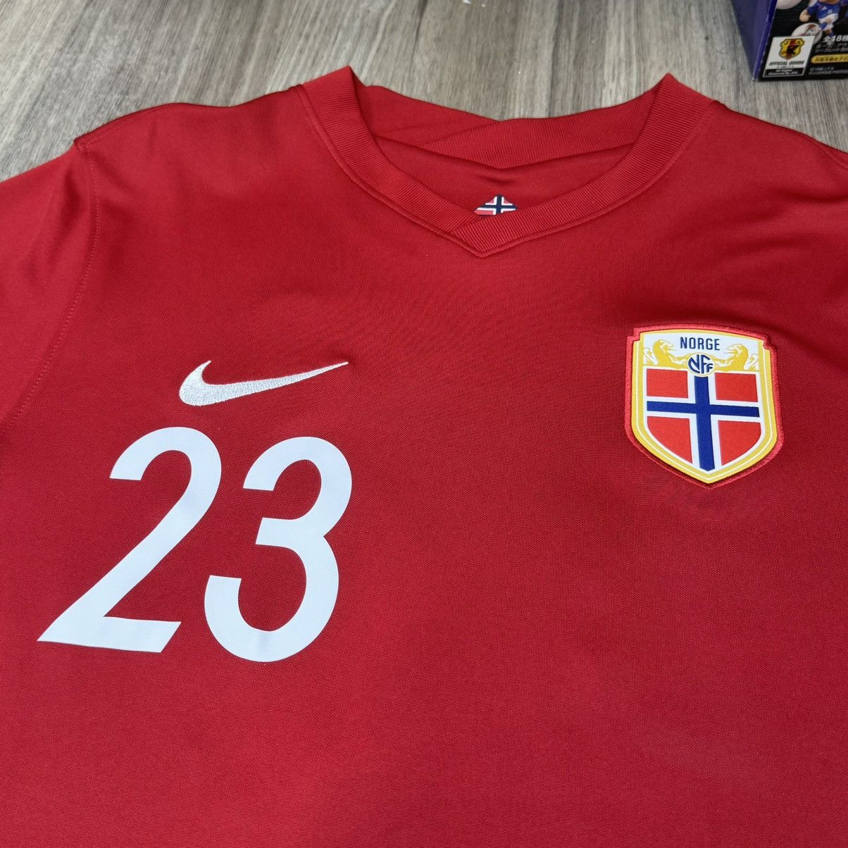 Nike Norway 20/21 home shirt #23 Haaland Size US L / EU 52-54 / 3 - 3 Thumbnail