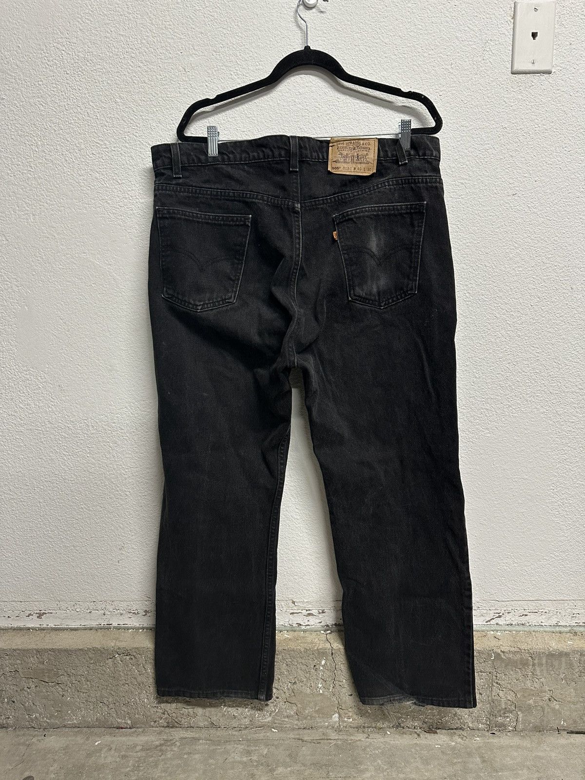Levi's Vintage Clothing Vintage Levi’s Orange Tabs Denim Black Jeans Size US 40 / EU 56 - 1 Thumbnail