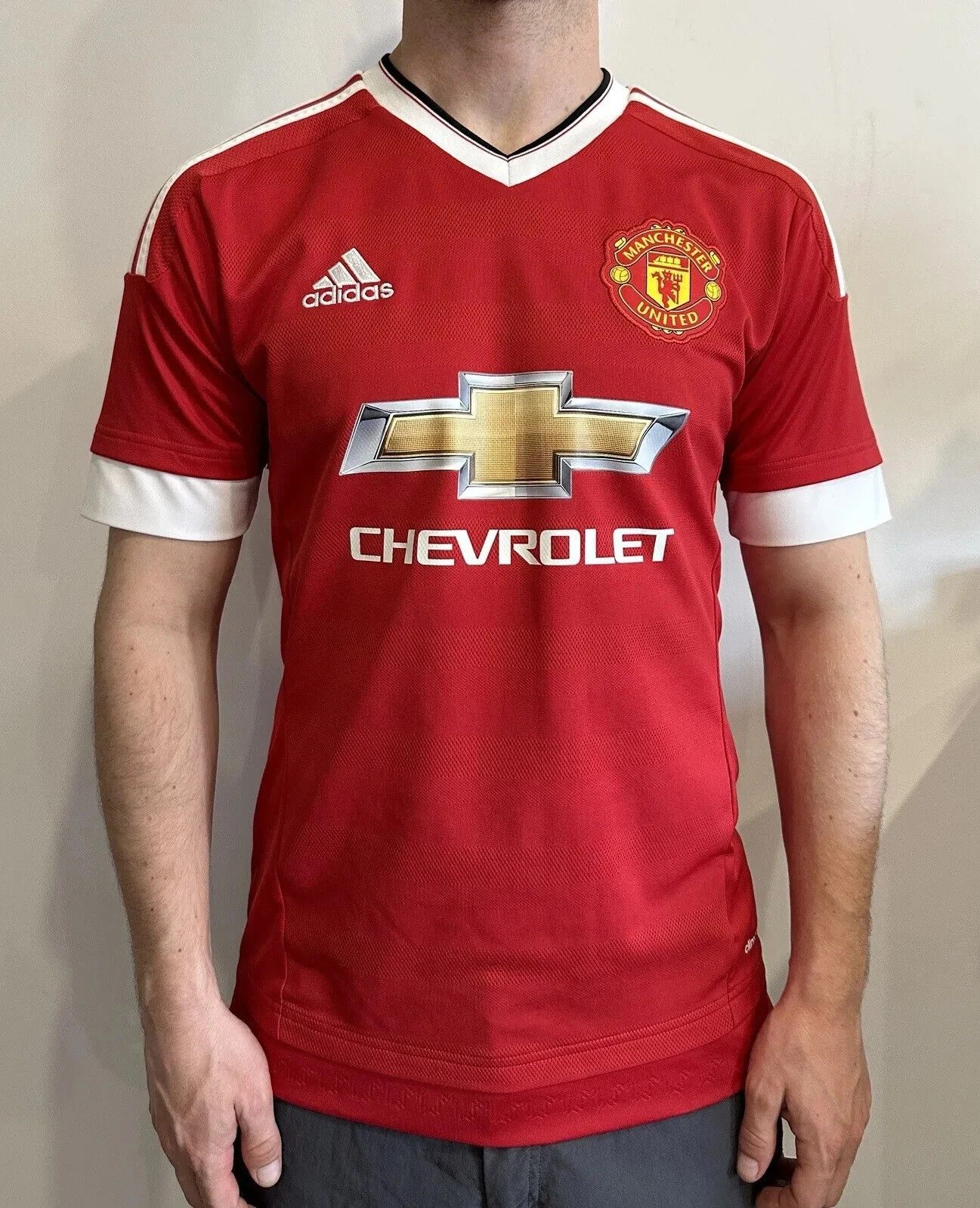 Adidas MANCHESTER UNITED 2015 2016 HOME JERSEY SOCER FOOTBALL MENS Size US S / EU 44-46 / 1 - 1 Thumbnail