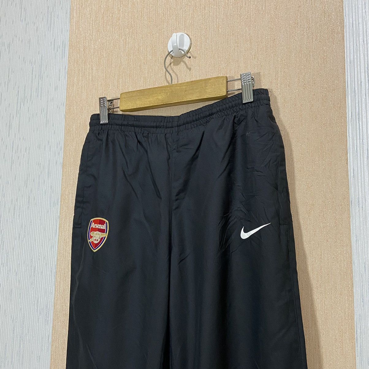 Nike Y2K Nike Arsenal Track Pants Size US 29 - 3 Thumbnail