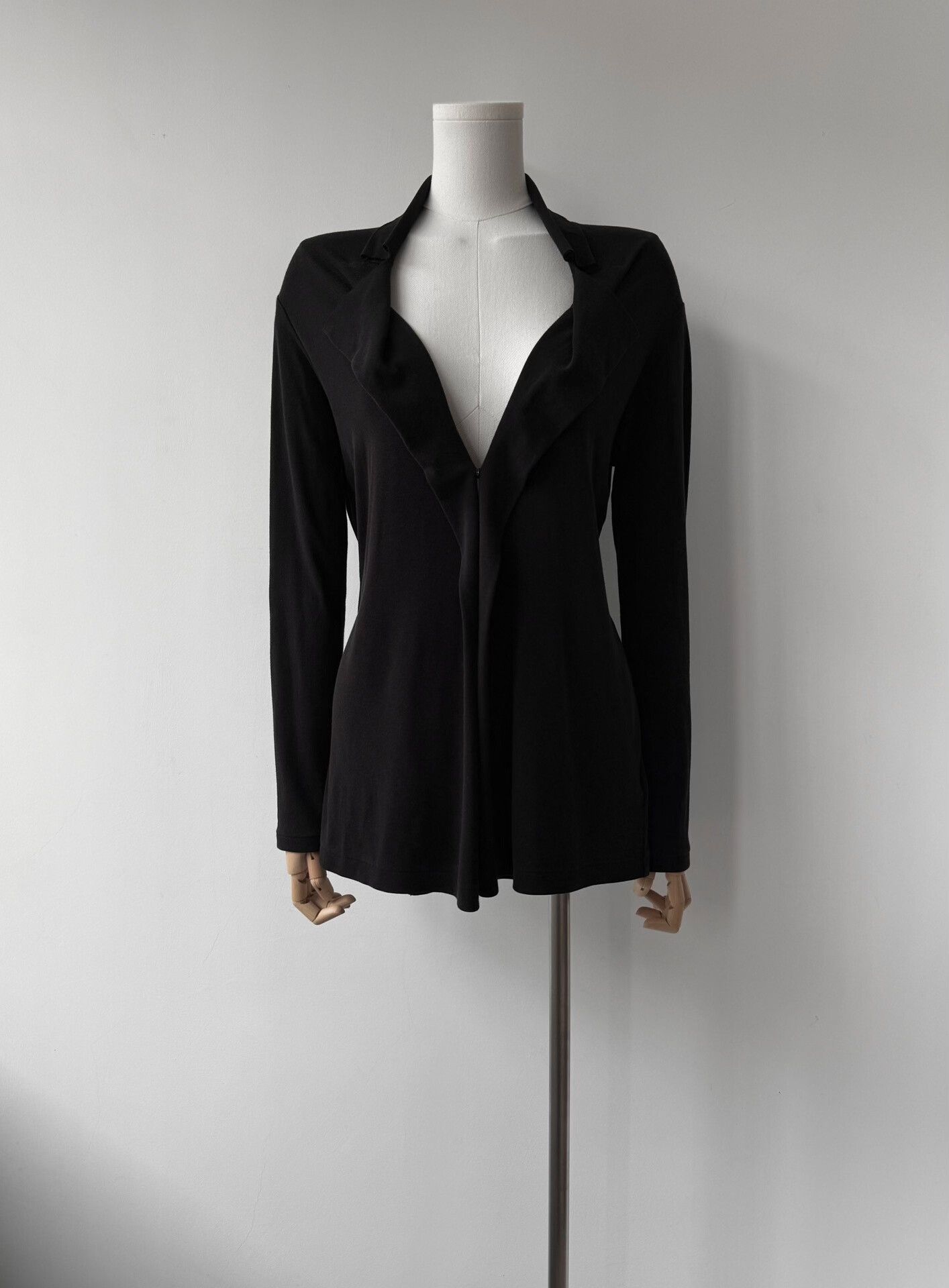 Yohji Yamamoto Yohji Yamamoto Asymmetric Cardigan Top Size M / US 6-8 / IT 42-44 - 1 Thumbnail