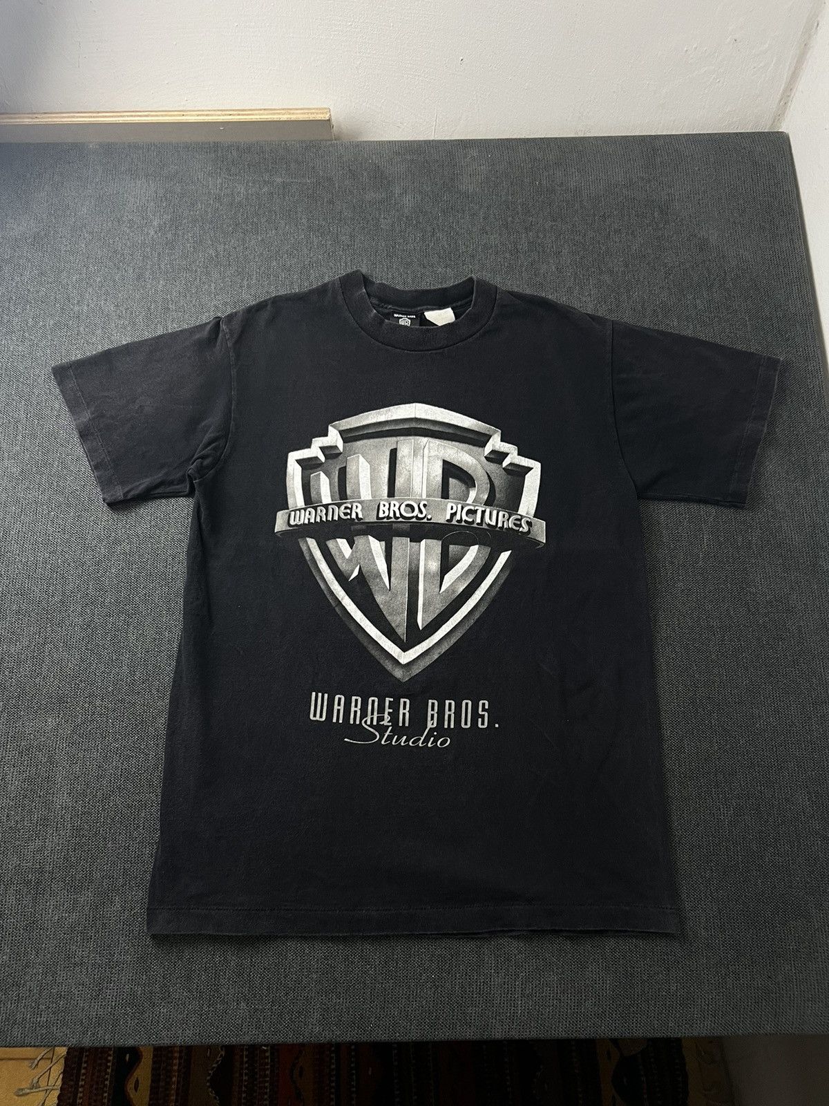 Warner Bros Vintage Warner Bros Studio Size US XL / EU 56 / 4 - 1 Thumbnail