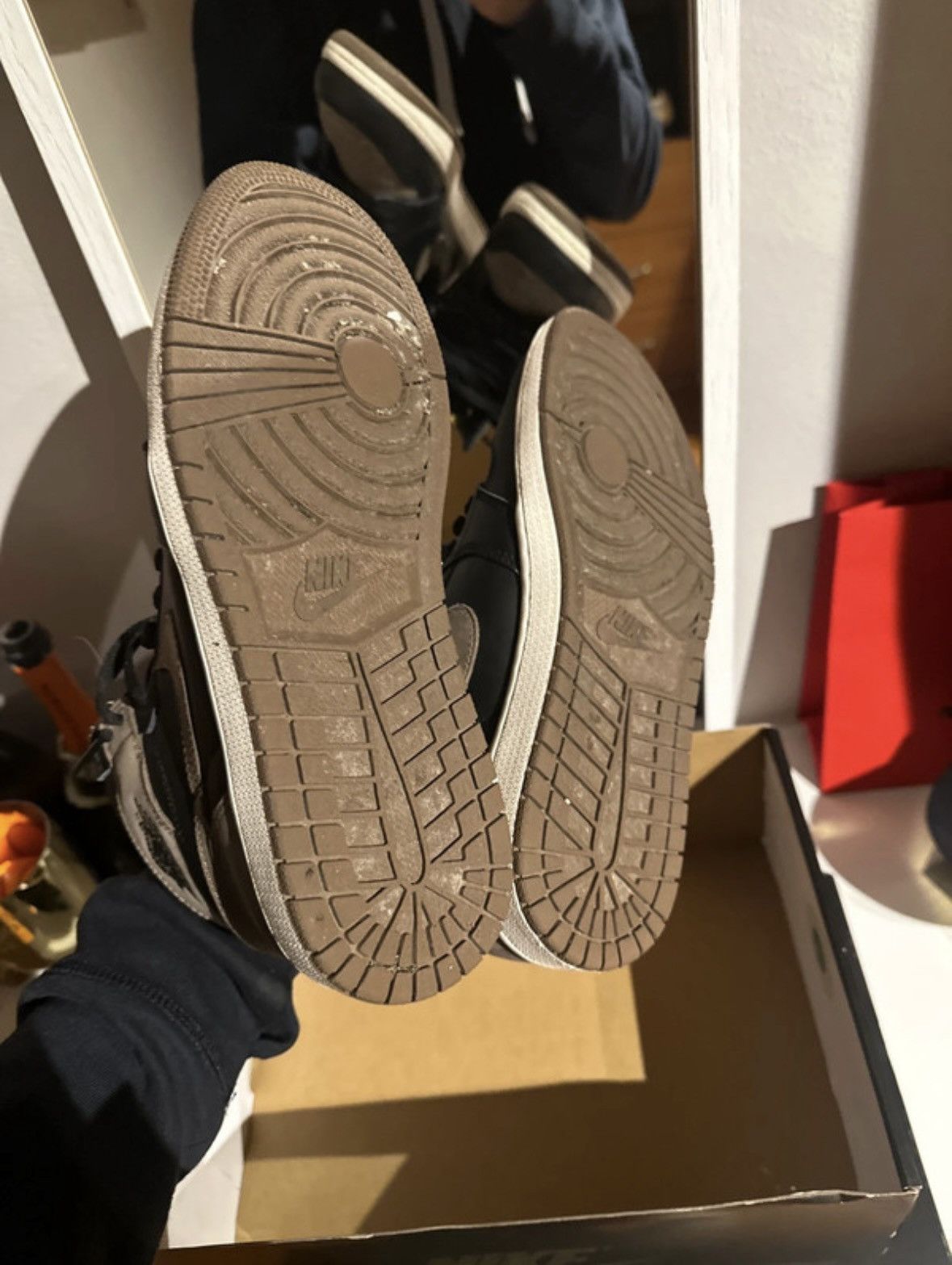 Nike jordan 1 palomino Size US 8.5 / EU 41-42 - 5 Thumbnail