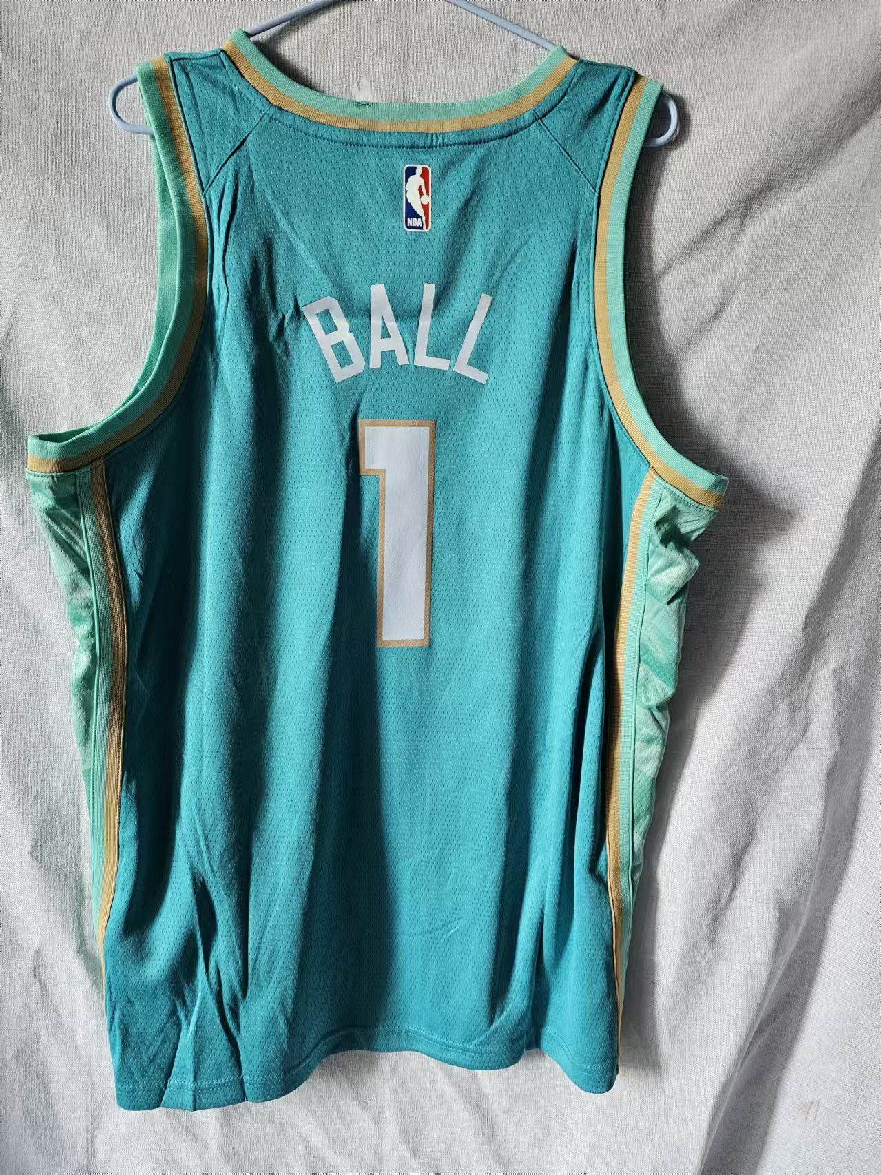 NBA Charlotte Hornets #2 LaMelo Ball Jersey City Edition Size US L / EU 52-54 / 3 - 2 Thumbnail