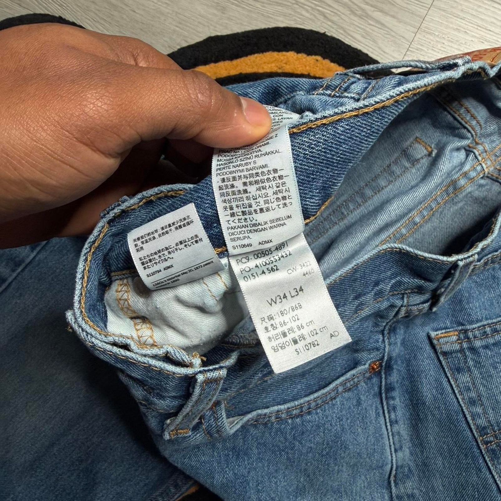 Levi's Levi’s Strauss 505 Regular Fit Straight Leg Distressed Jeans Size US 34 / EU 50 - 3 Thumbnail