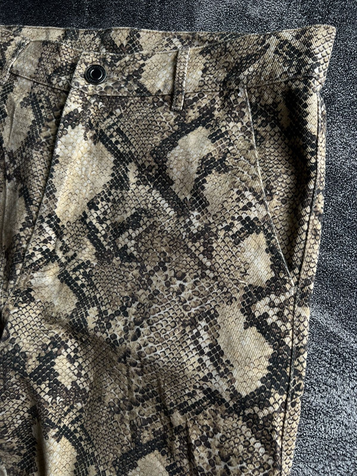 Japanese Brand Extraordinary Python Print Jeans Size US 33 - 4 Thumbnail
