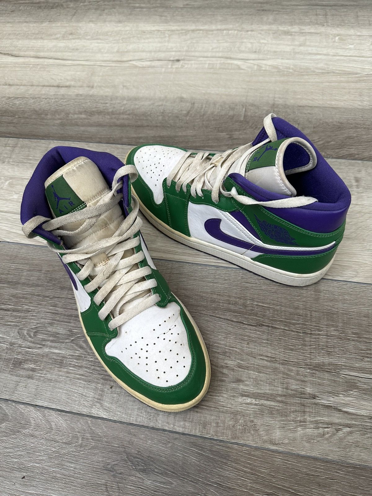Jordan Brand × Nike RARE Jordan 1 Mid " Incredible Hulk " Sz. 9.5 Purple + Green Size US 9.5 / EU 42-43 - 5 Thumbnail